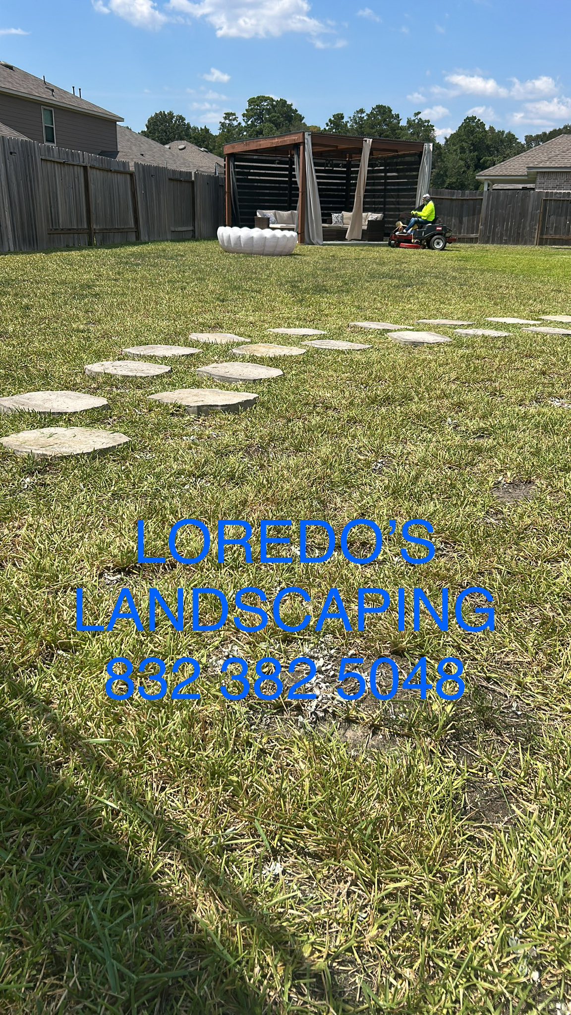  for Loredo's Landscaping in New Caney, TX