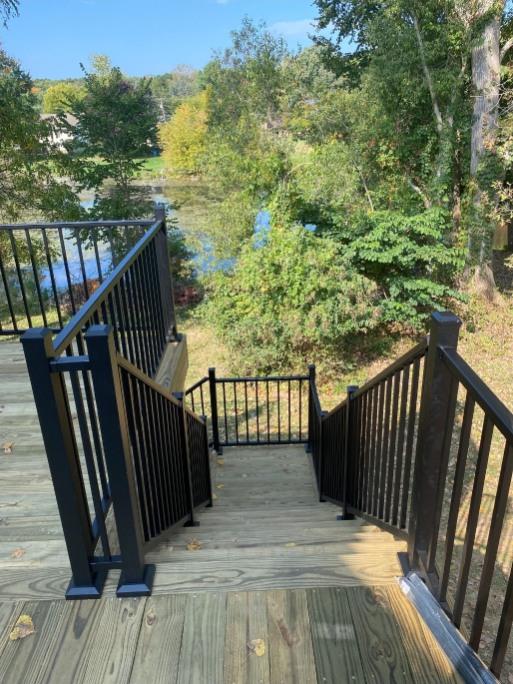 Mitten Made deck railing installation