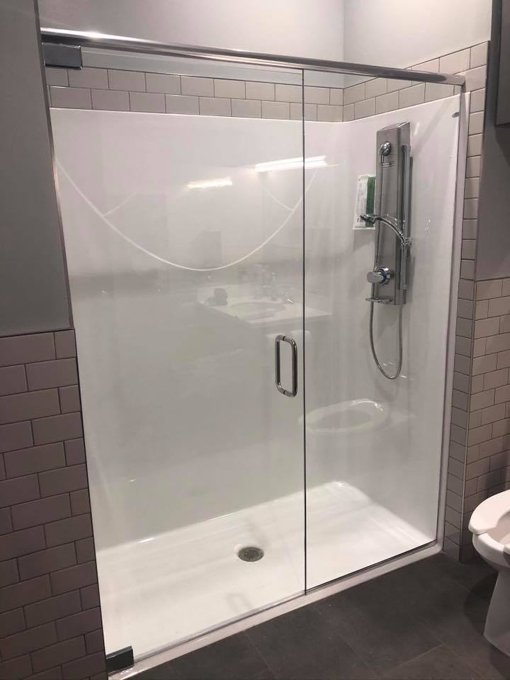 Glass & Shower Doors company Topline Glassworks in Kansas City, MO
