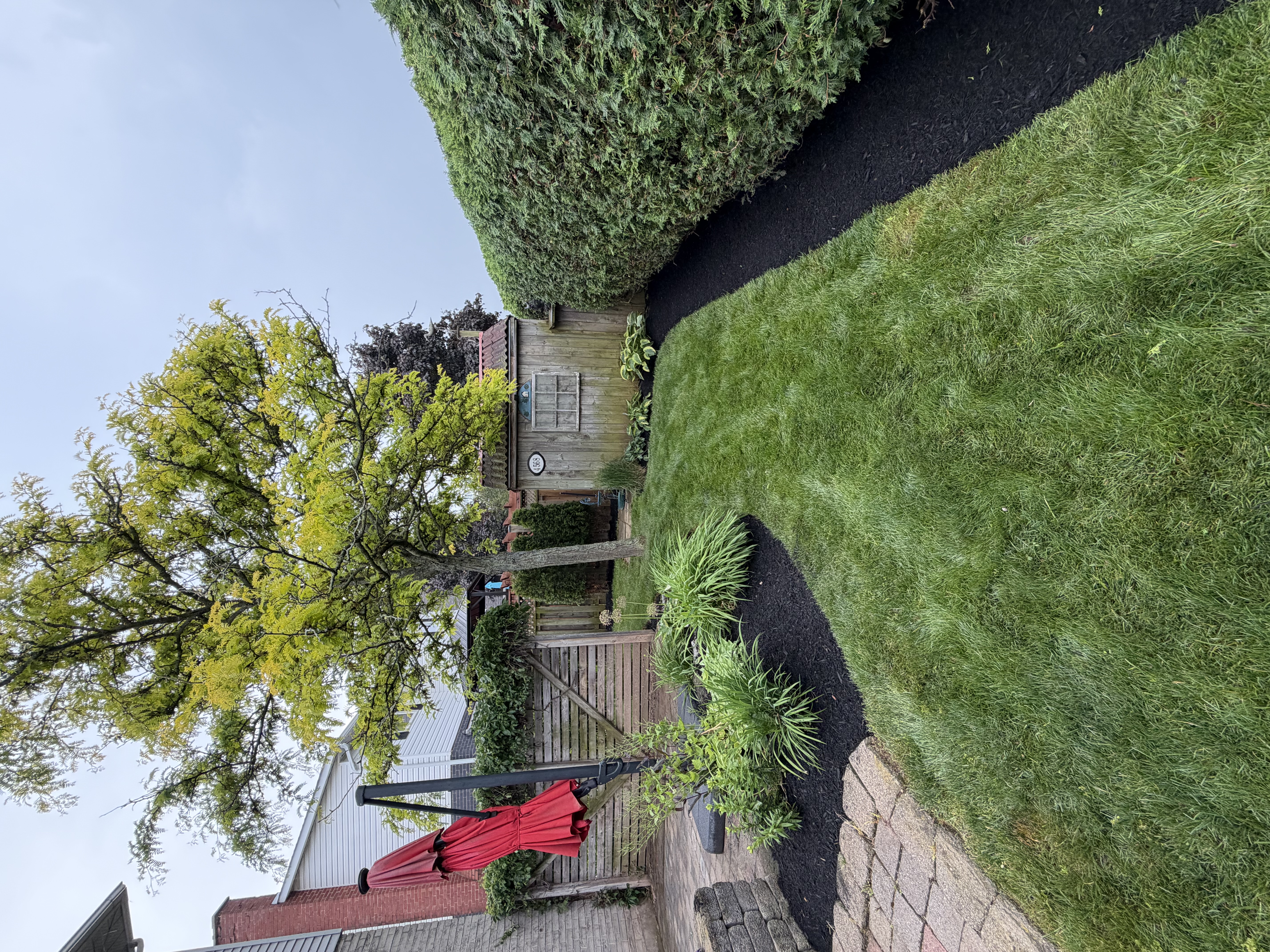  for CMN Exterior Maintenance in Hamilton, ON
