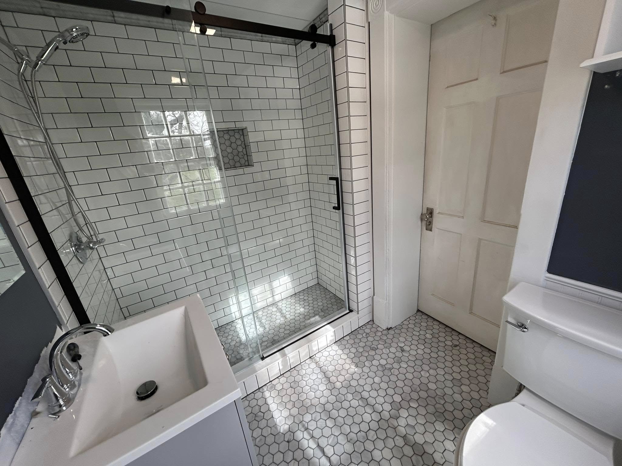  for E&H Contracting in Staunton, VA