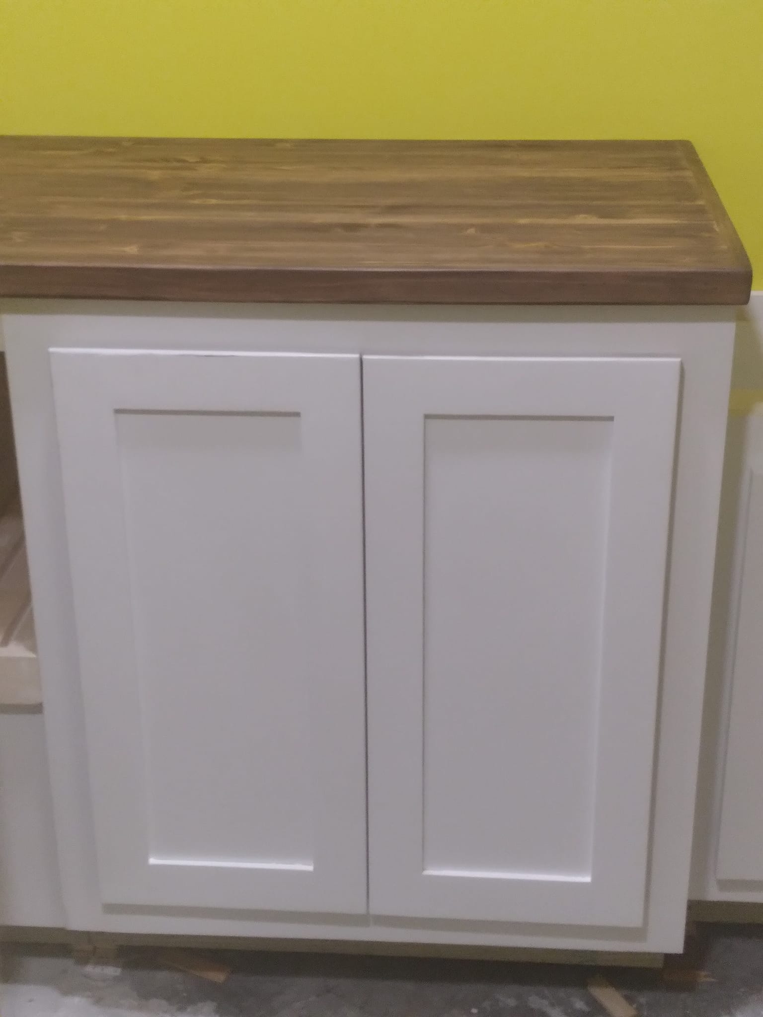 Construction & Remodeling company DCA Carpentry Solutions LLC in Brook Park, OH