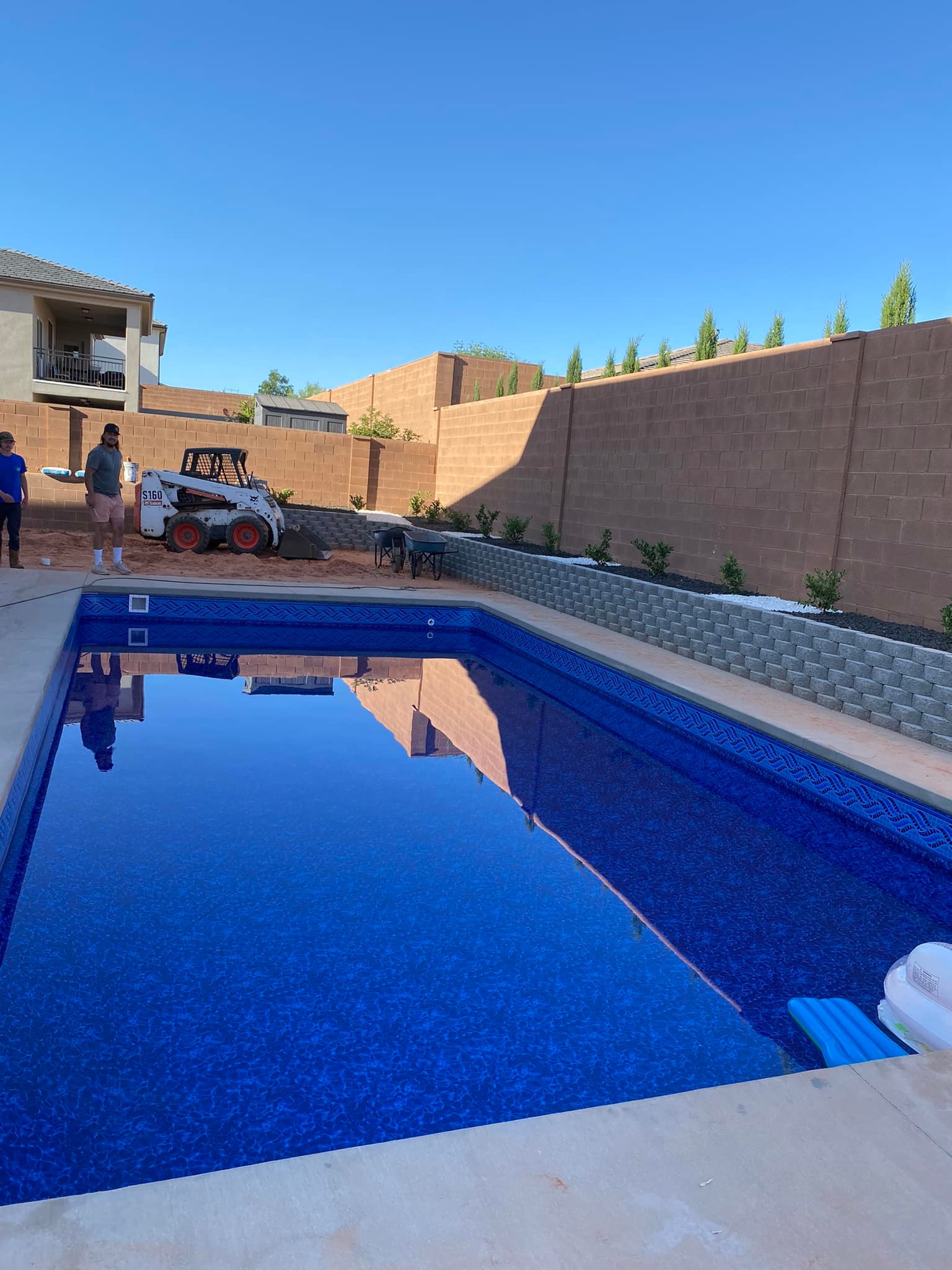  for Savanna Pools LLC in Hildale, UT