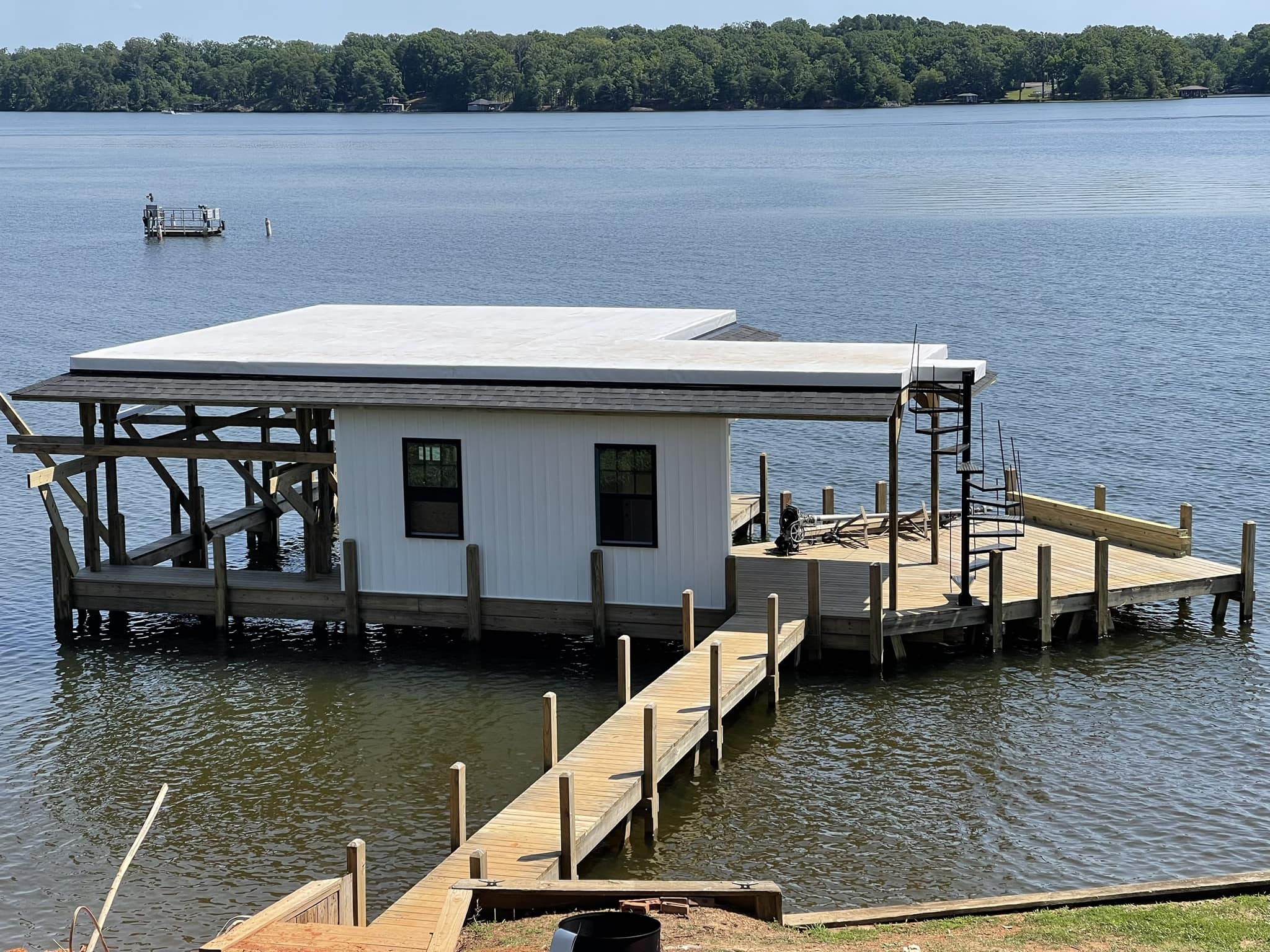 Construction & Remodeling Company company River Rat Construction in Albemarle, NC