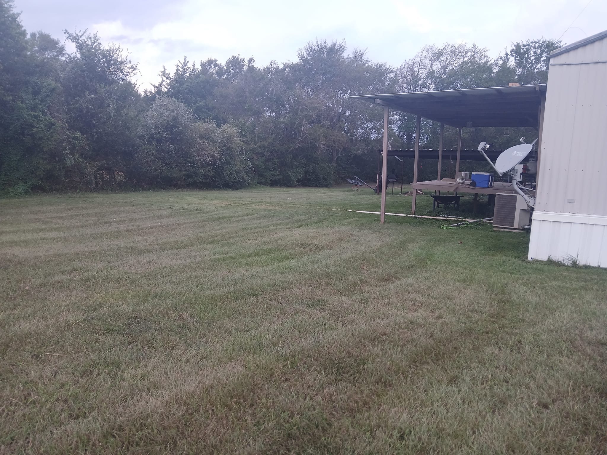 Landscaping company Aguilar Lawn Services in Bryan, TX