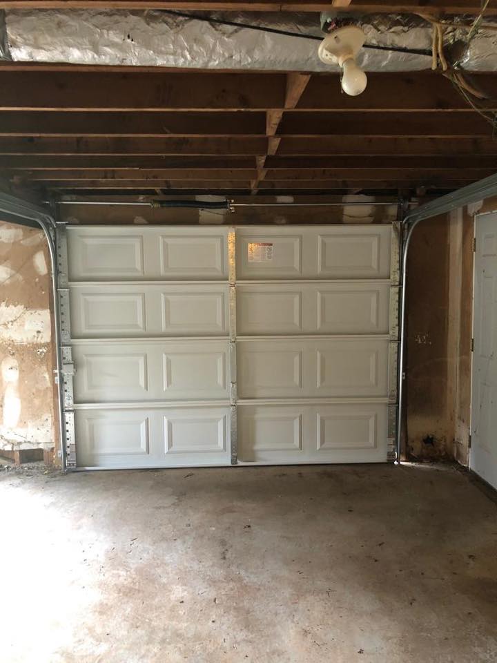Garage Door Technician company Garage Door and Repair in Marietta, GA