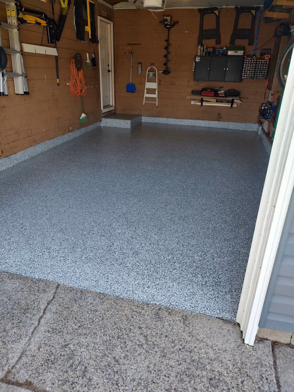 Cracked Garage Floor Gets Slatestone Epoxy Coating in Cold Spring