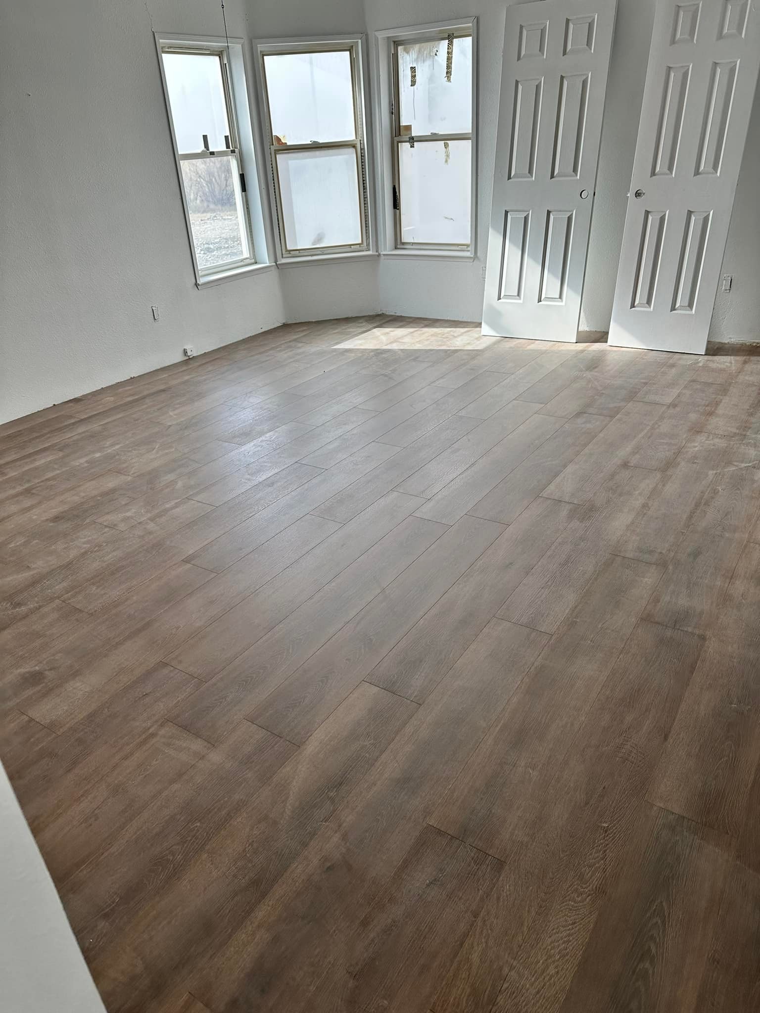 Flooring company AAA Flooring of Utah in Tooele, UT