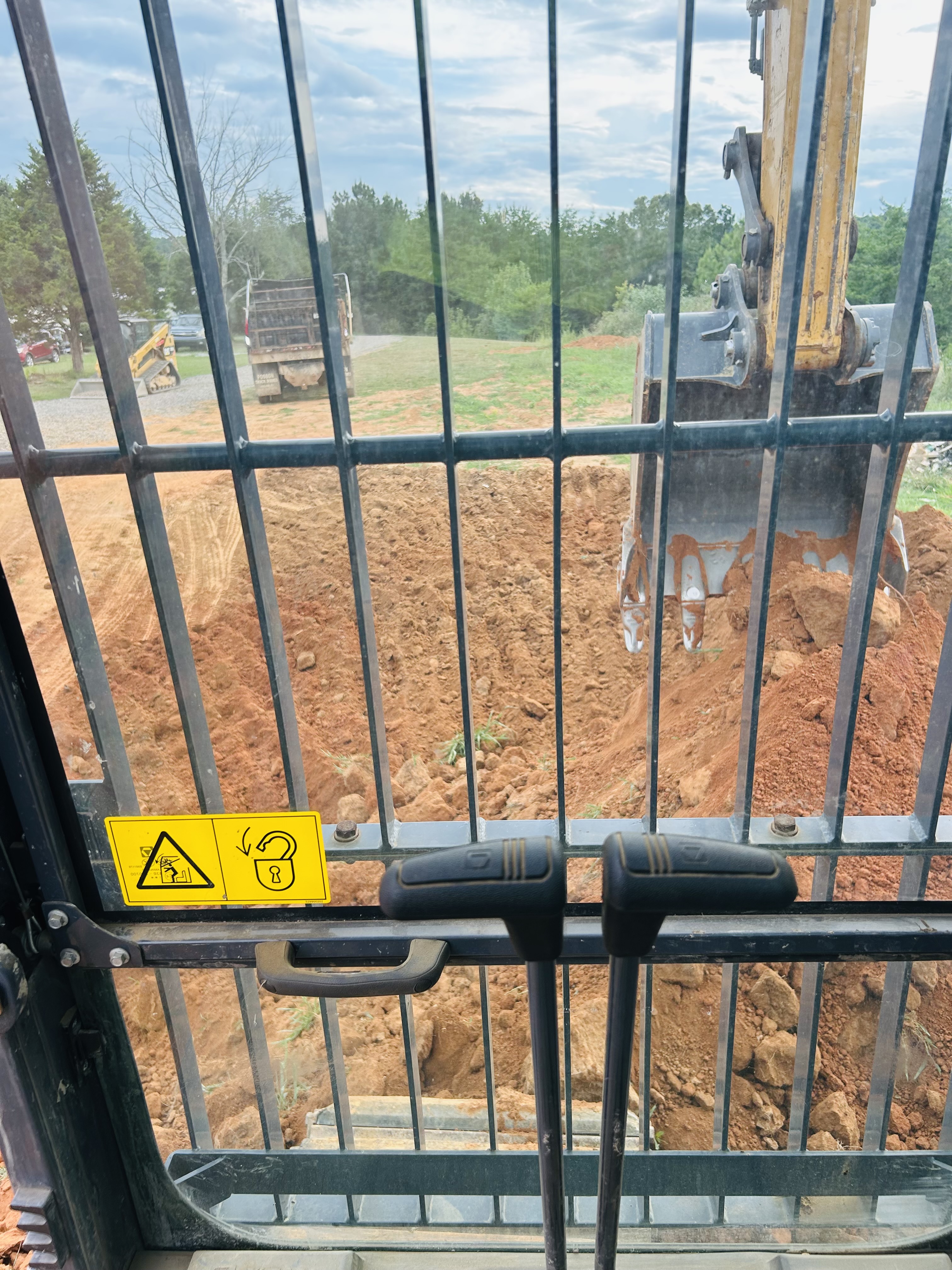 for Volunteer Site Solutions LLC in Sevierville, TN