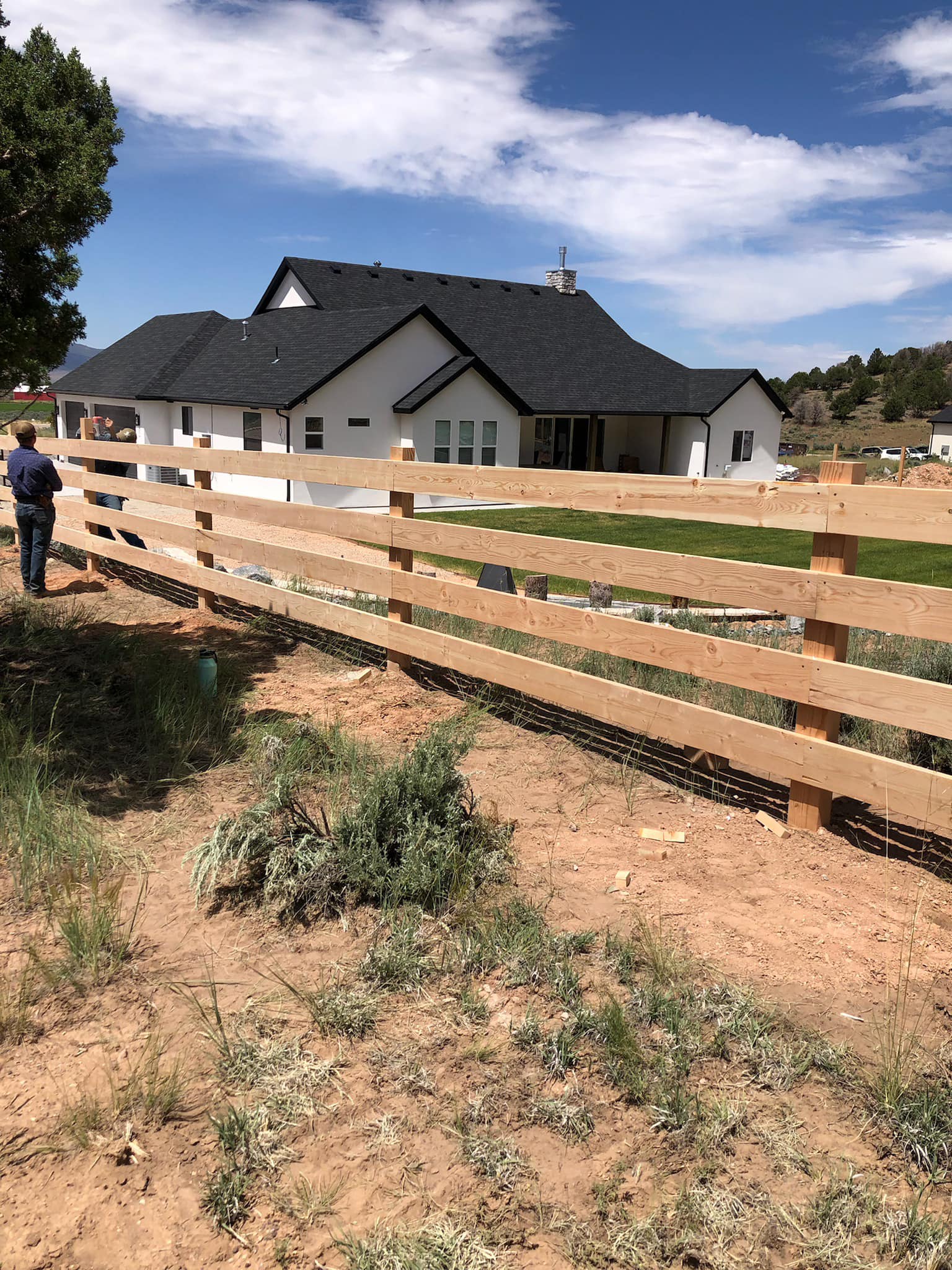 Fencing company Burton Fencing in Parowan, UT
