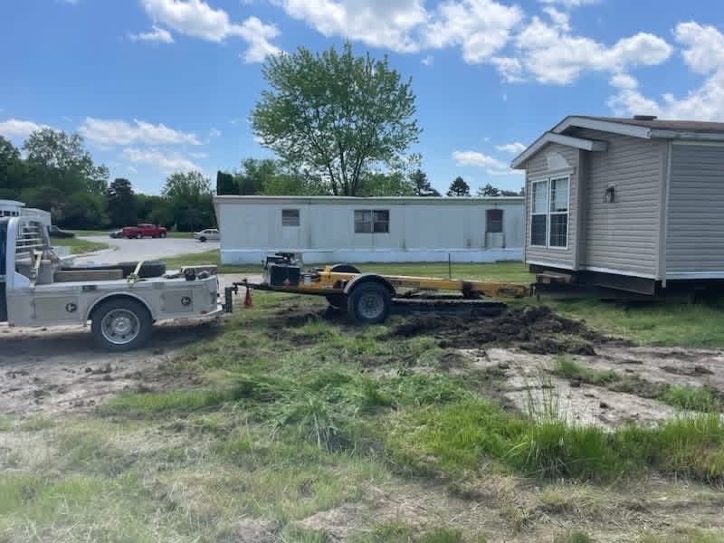  for USA Mobile Homes in Lansing, MI