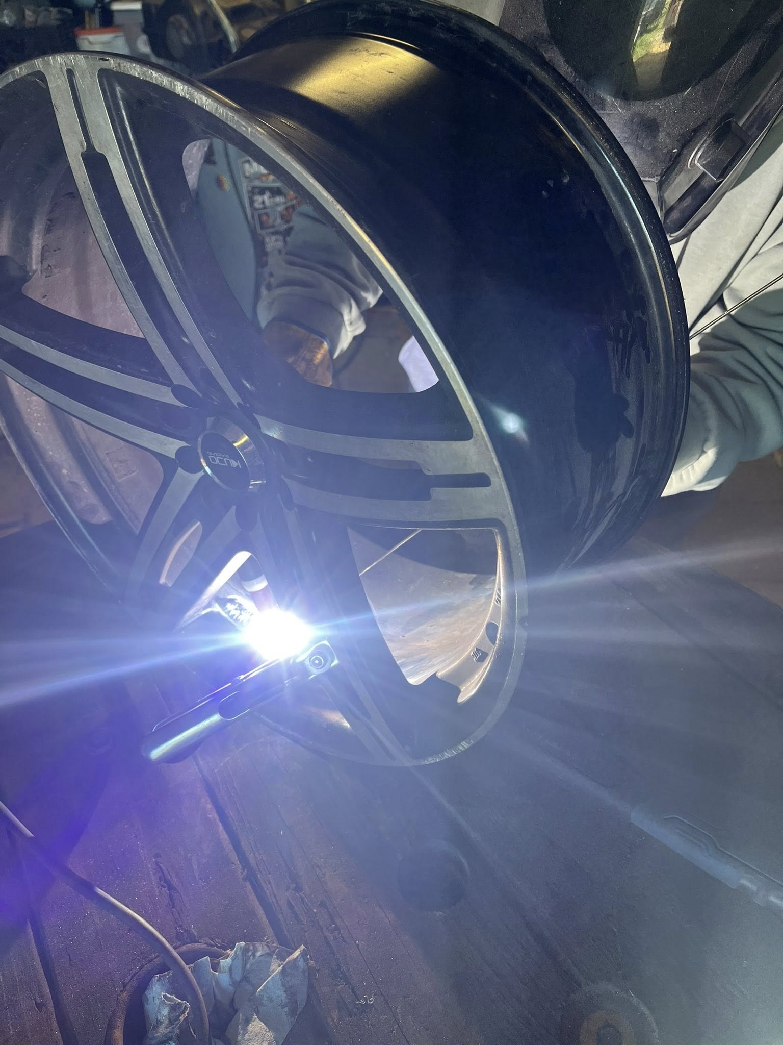 Steel and aluminum weld detail