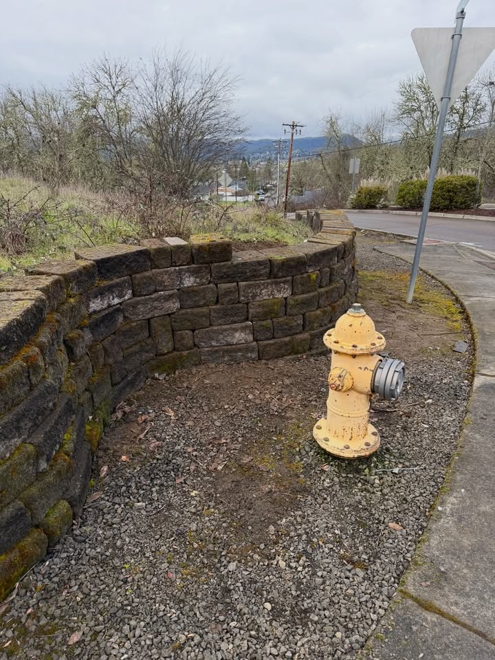  for Gomez Construction LLC in Roseburg, OR