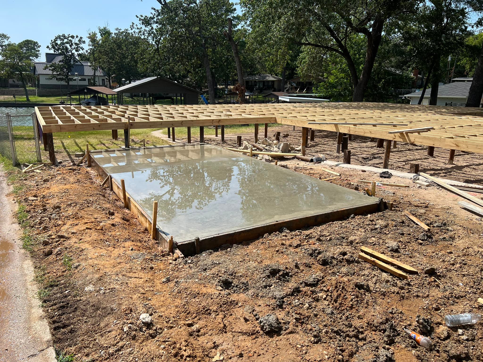  for Javonnies Concrete Services LLC in Gun Barrel City, TX