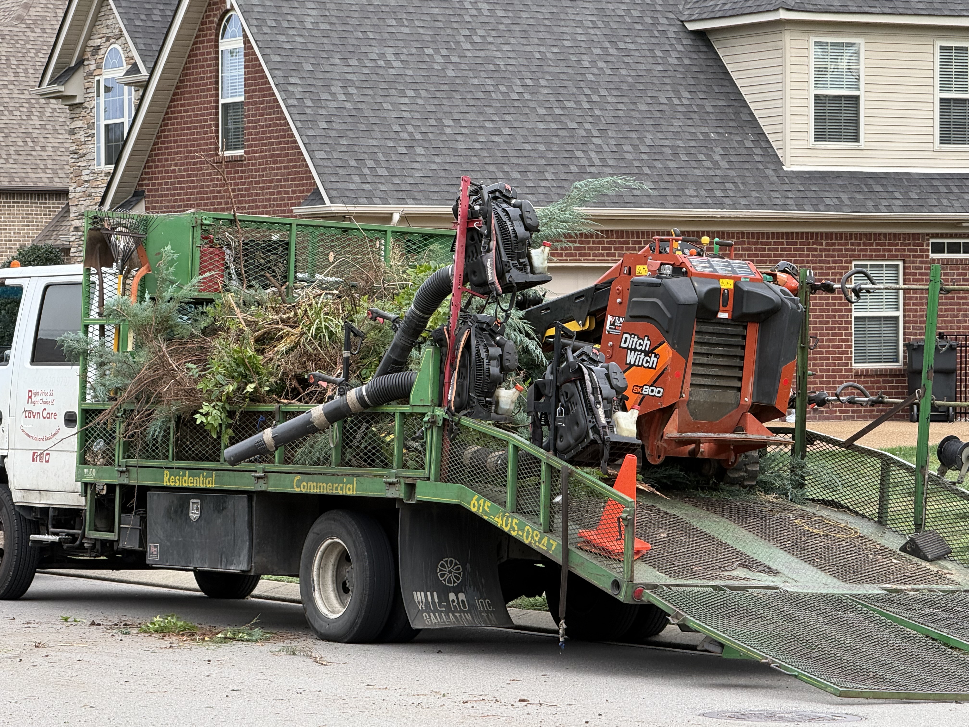  for The Right Price Right Choice Lawn Care Services in Murfreesboro, TN