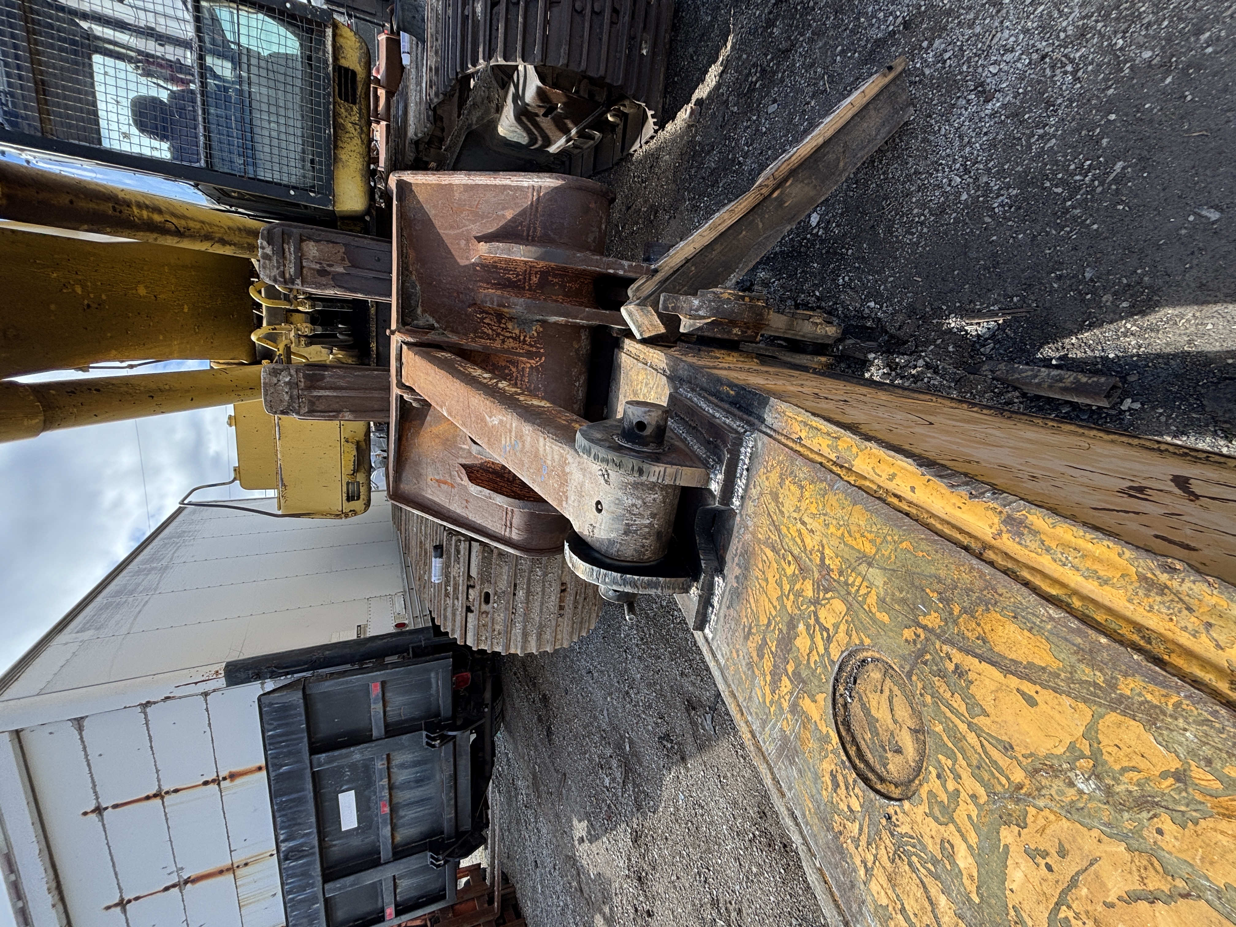 Heavy equipment repair and welding