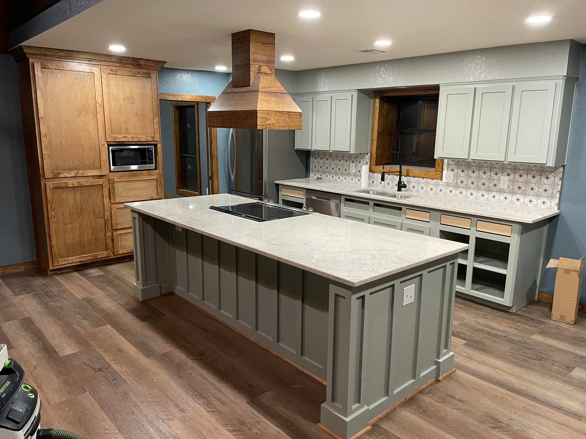  for Starside Construction in Santa Fe, TX