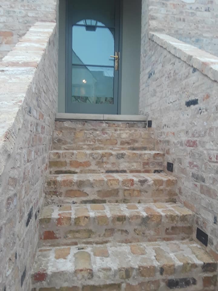  for Huttash Brick Sales in Dallas, TX