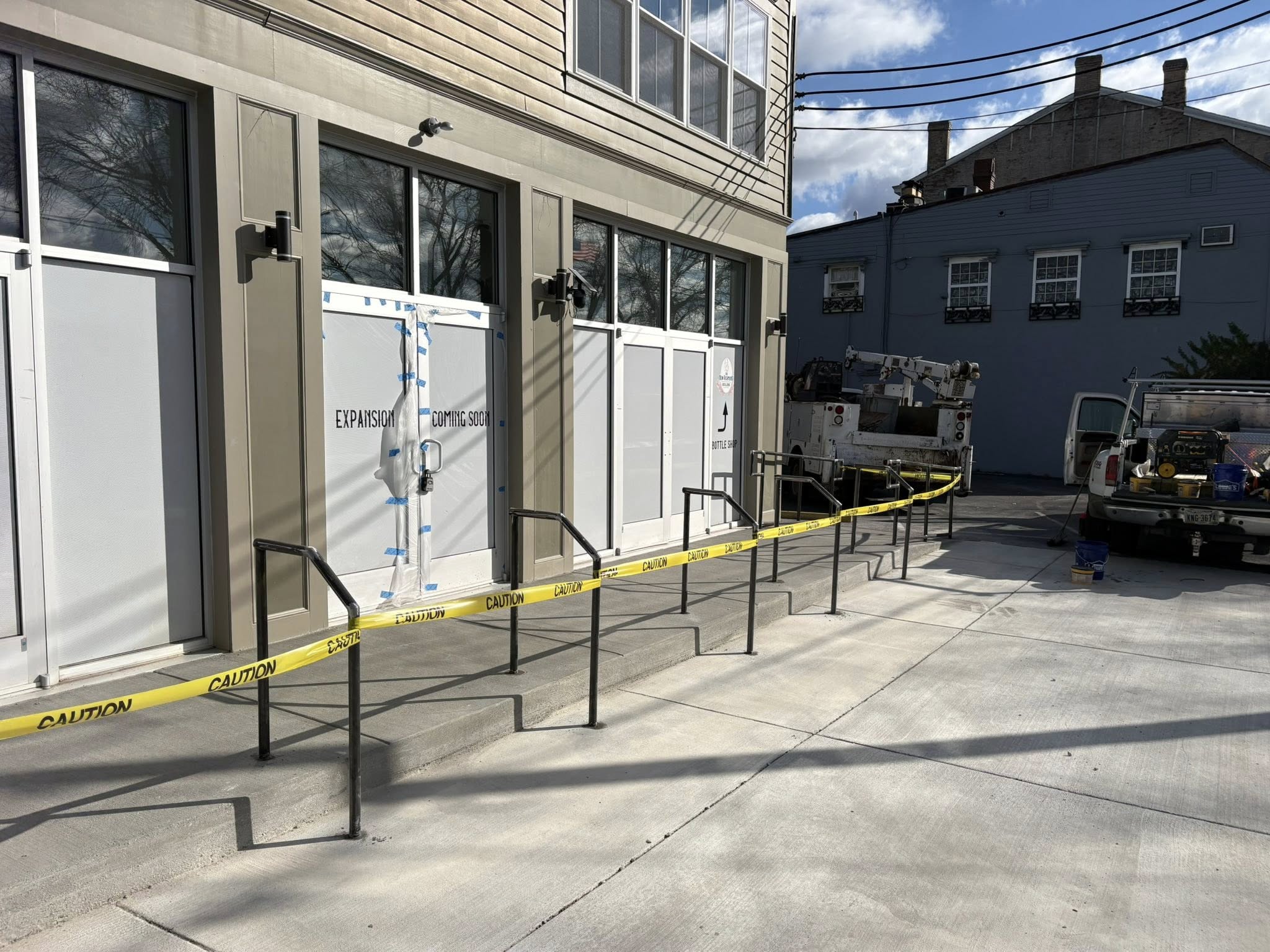  for Oasis Contracting in New Richmond, OH