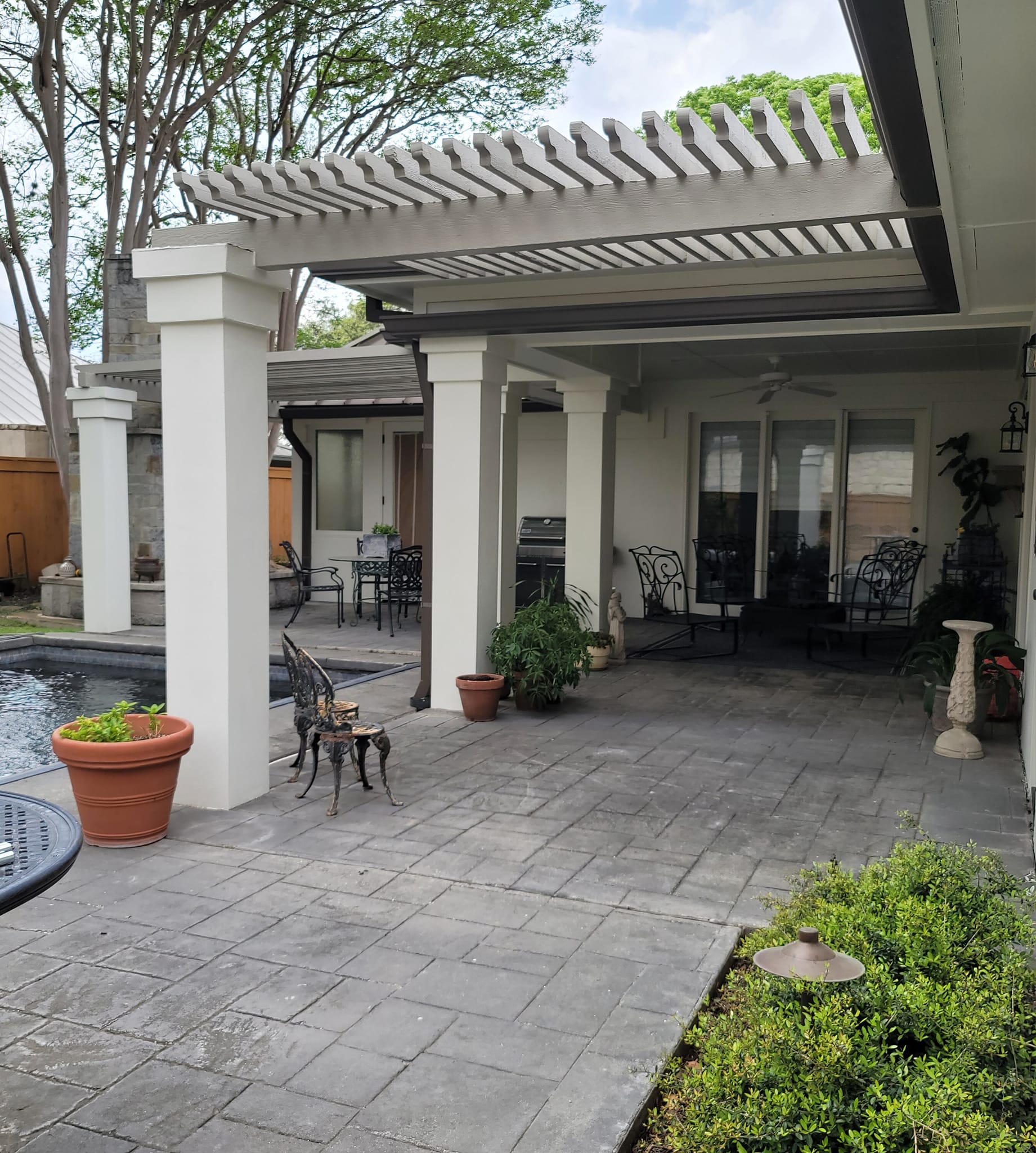 painter service company SMG Painting in Poteet, TX