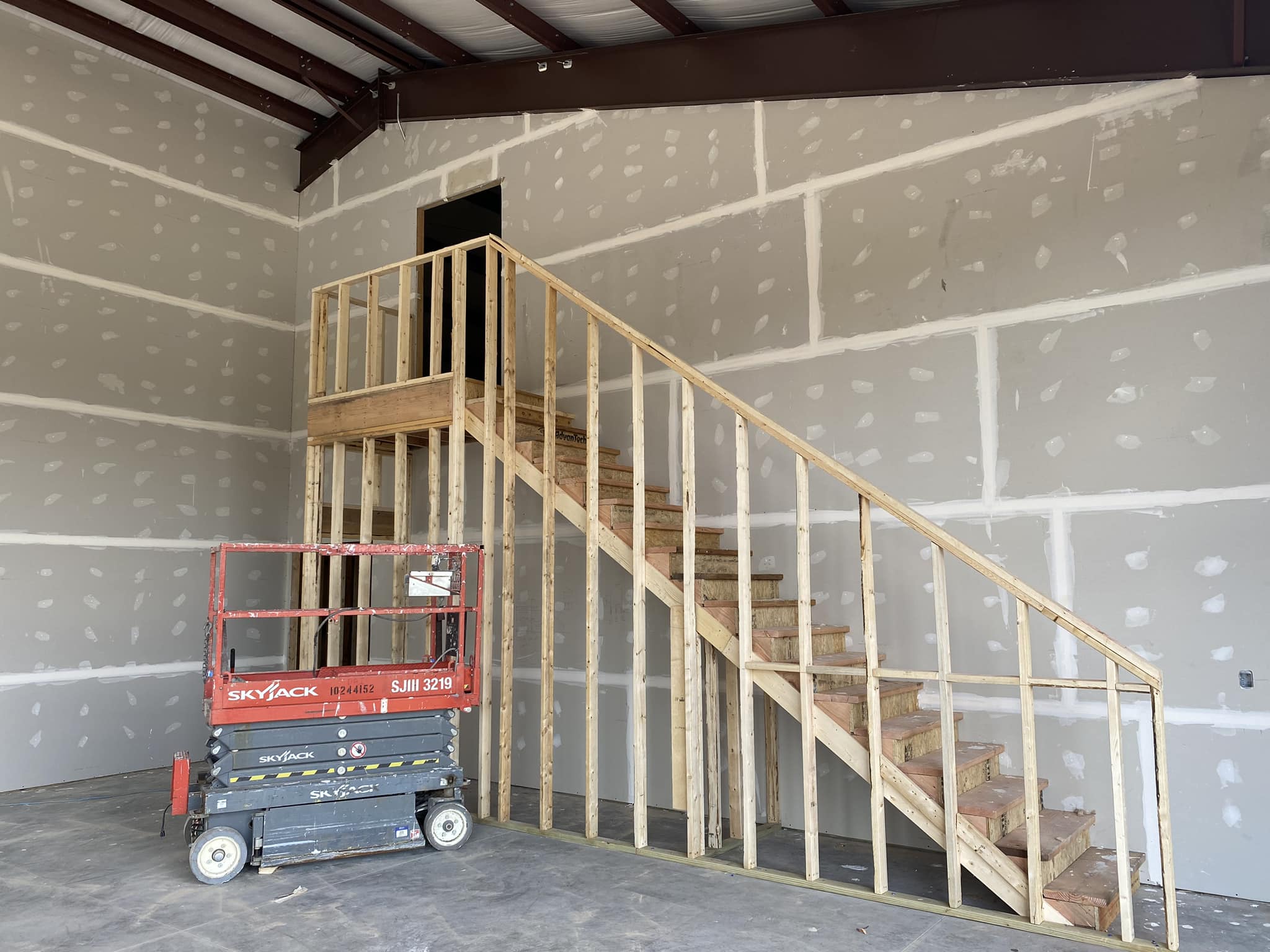  for Midwest Framing in Lawrence, KS