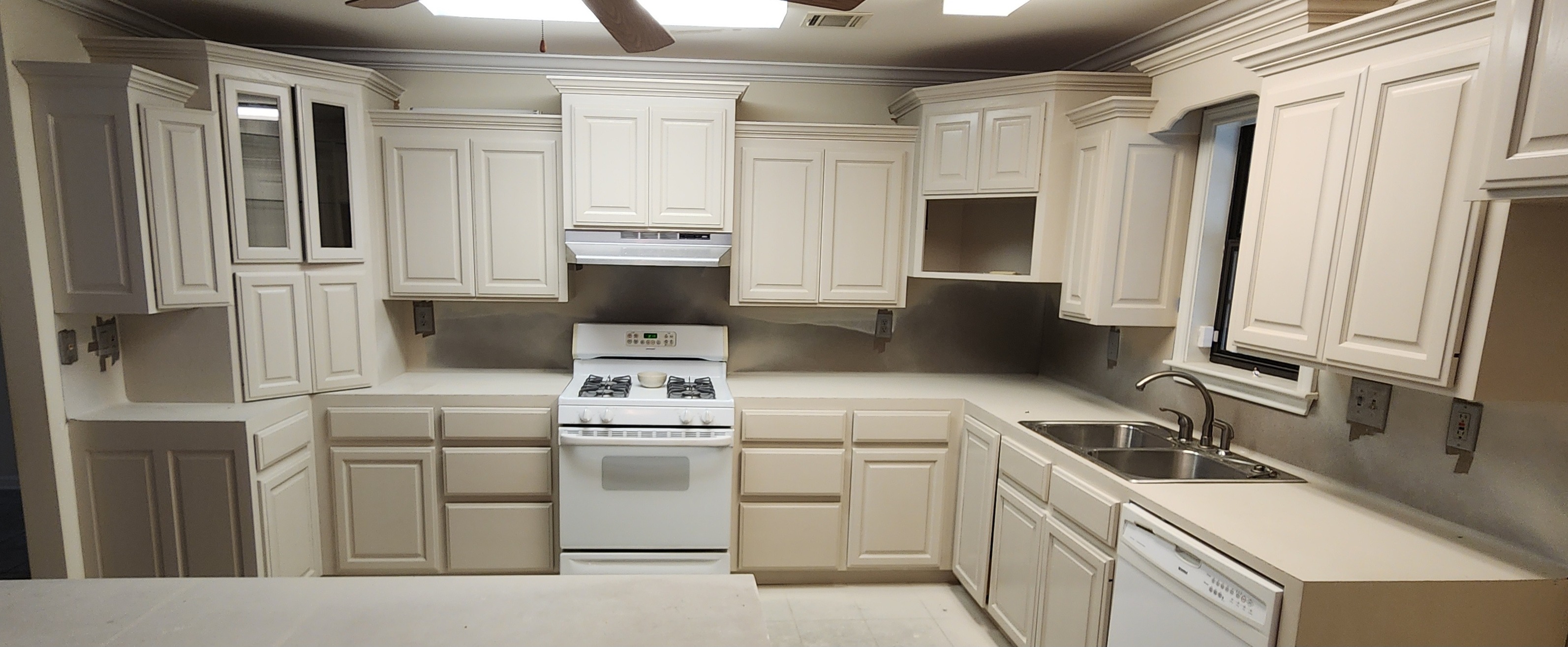  for Attention To Detail Painting in Youngsville, LA
