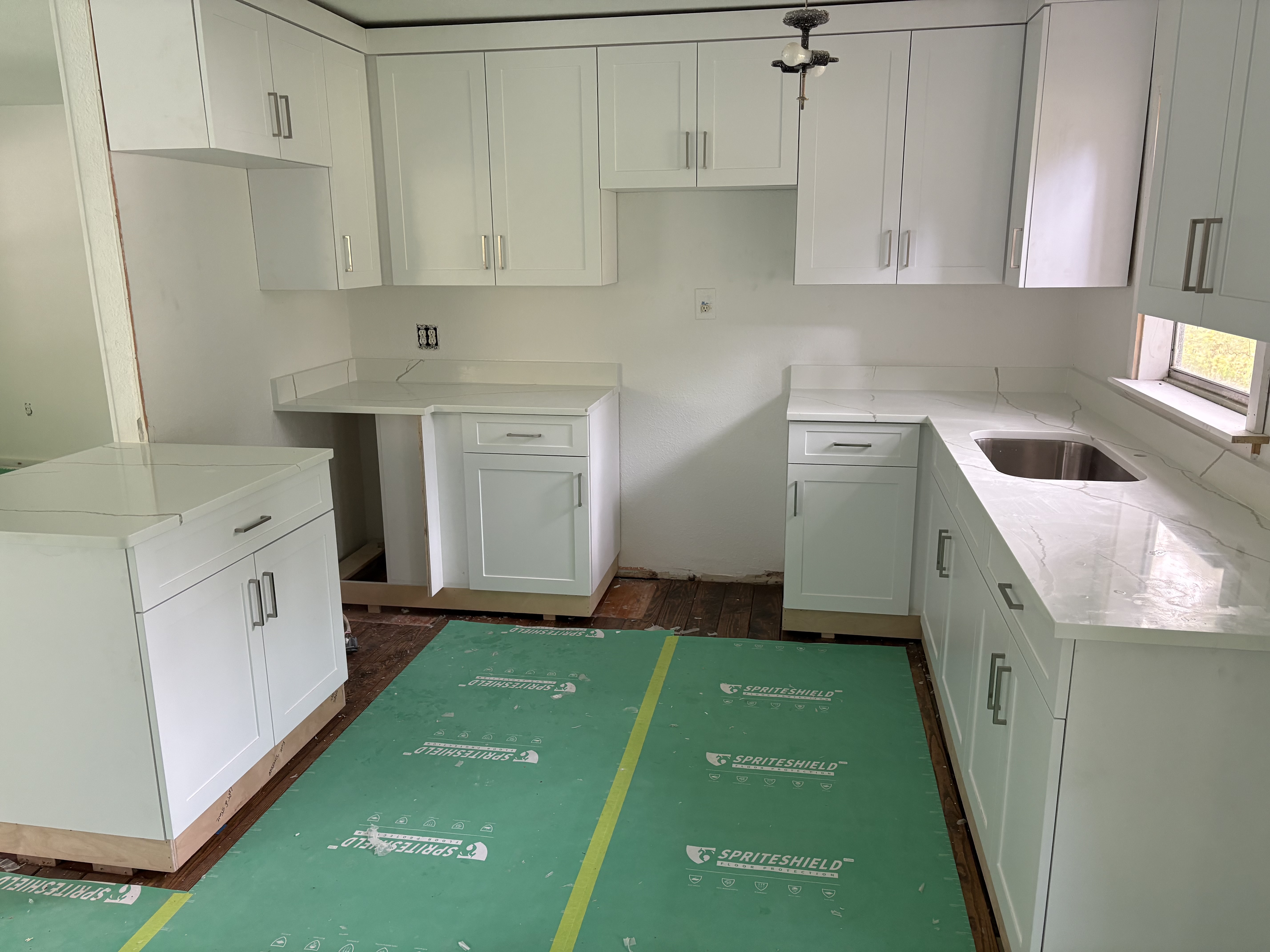  for Supreme Stone in Ocala, FL