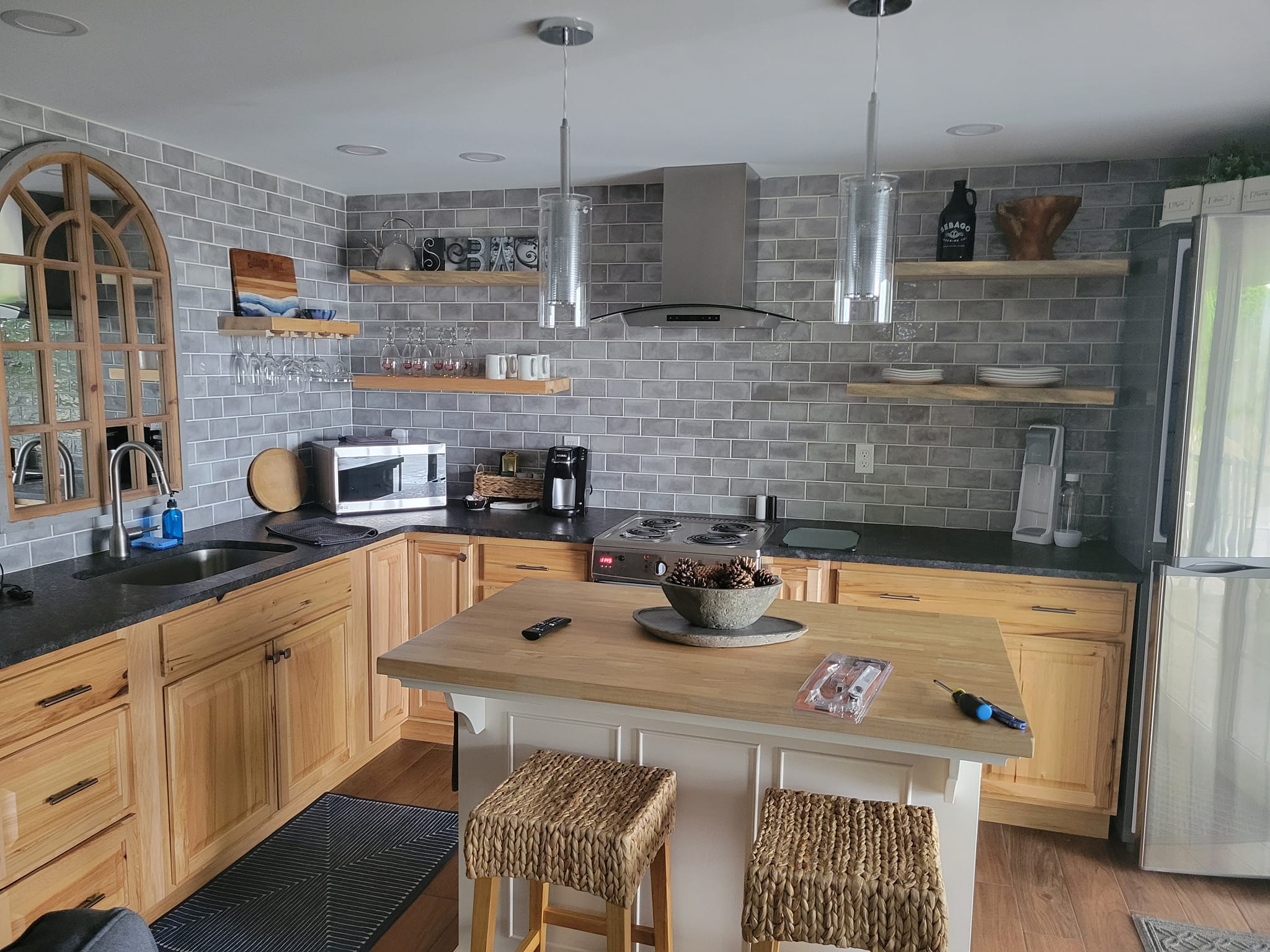 construction & remodeling company Jetstream Construction in Gorham, ME