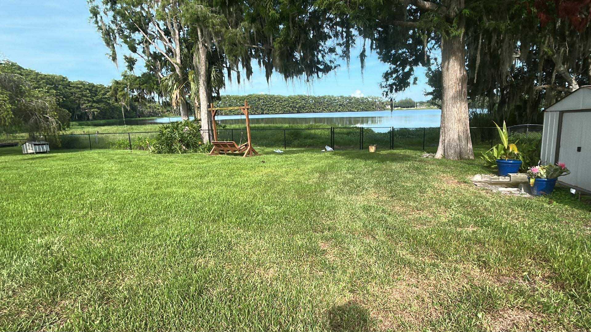 Fencing company Nettles Fence in Lake County, FL