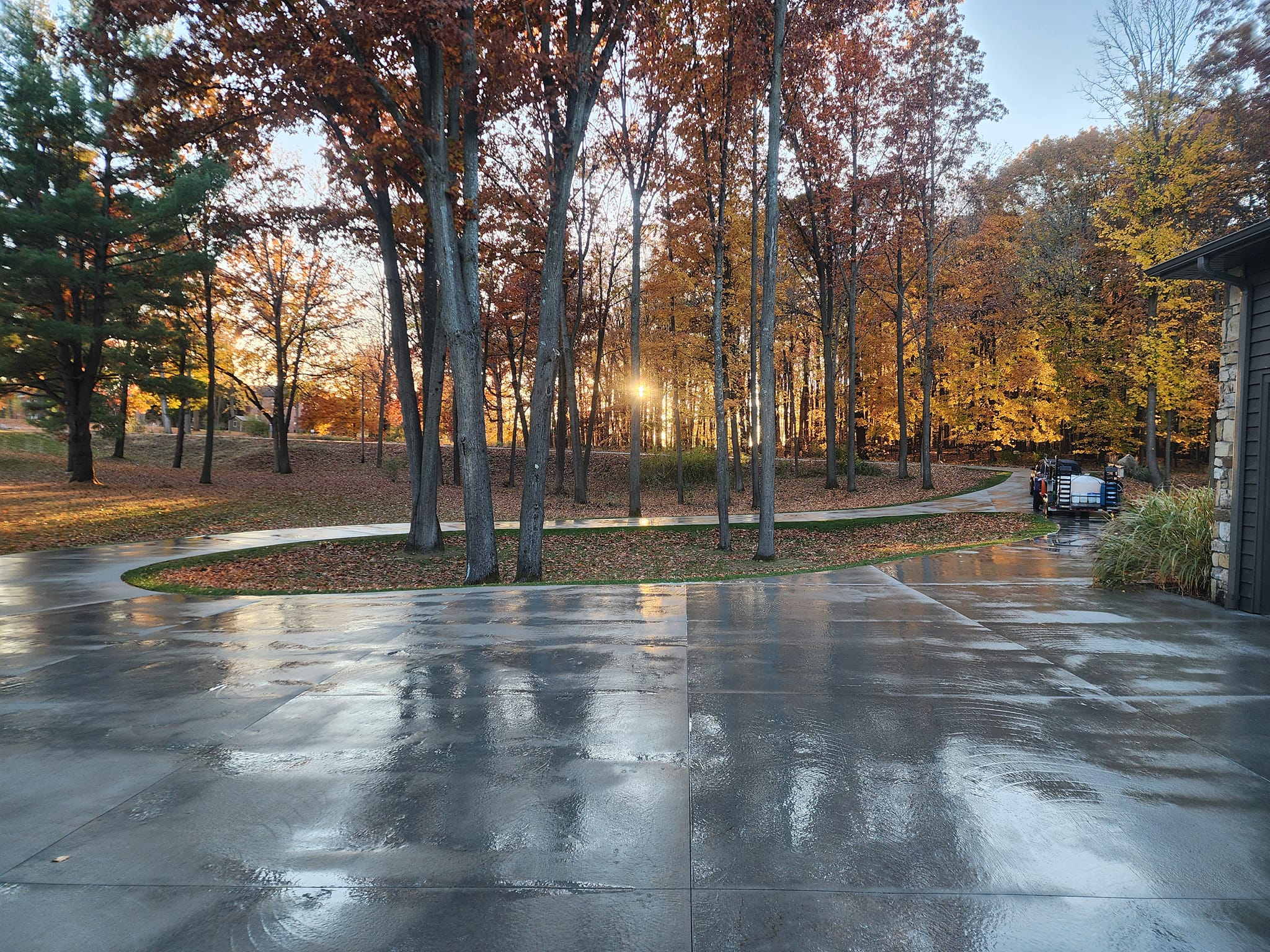 D & E Power Washing team in Mt Pleasanr, MI - people or person