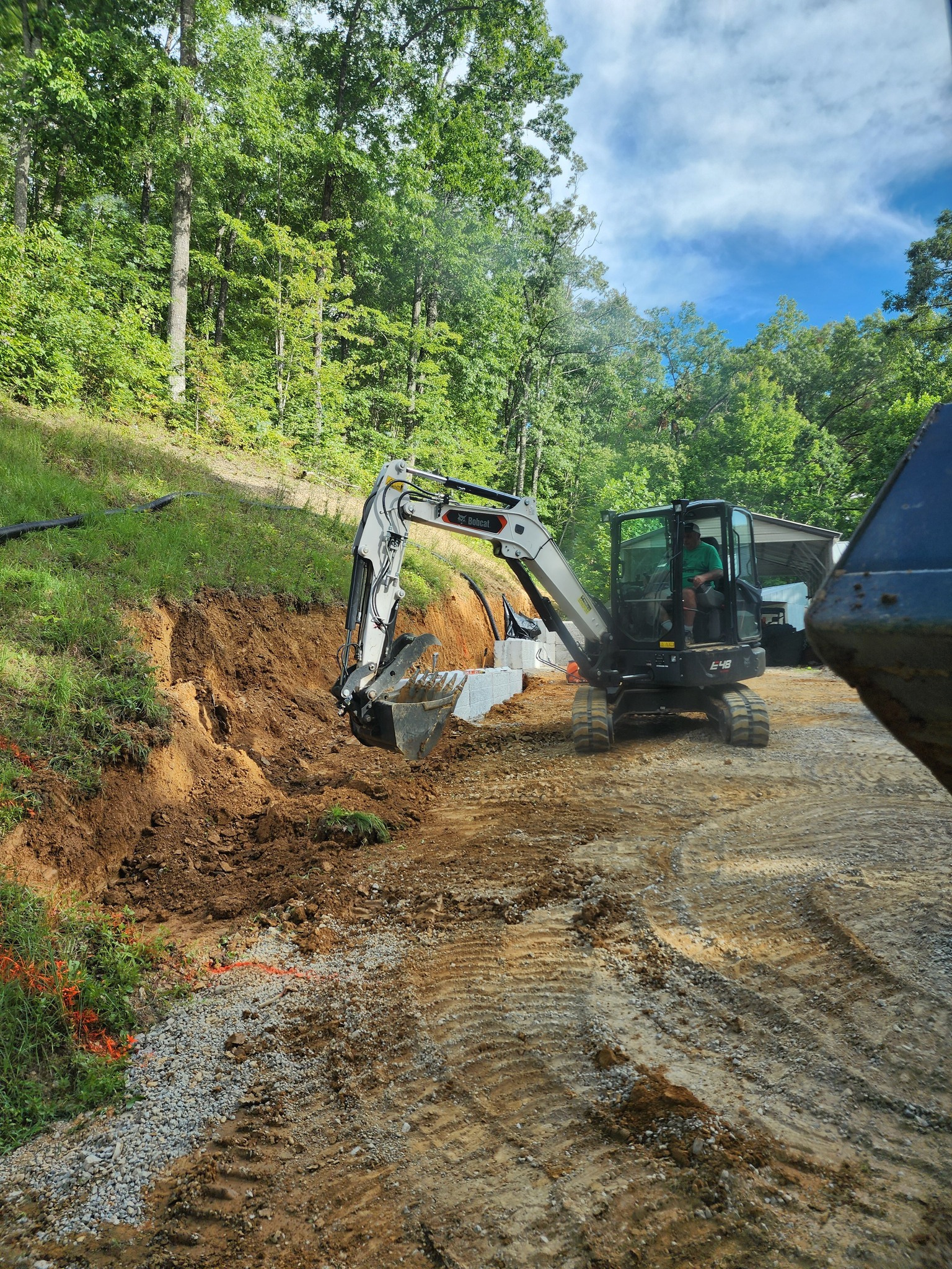 Diggers Compact Earthworks LLC team in Jonesville, VA - people or person