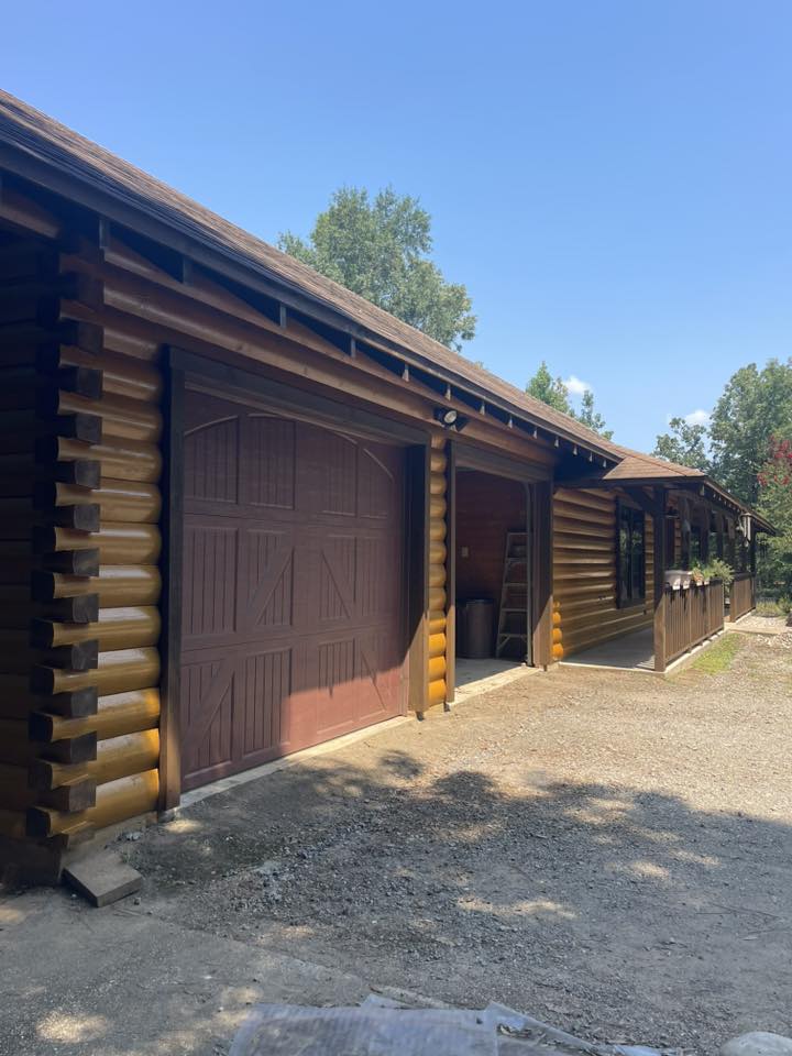 log home restoration company Moss Construction in Longview, TX