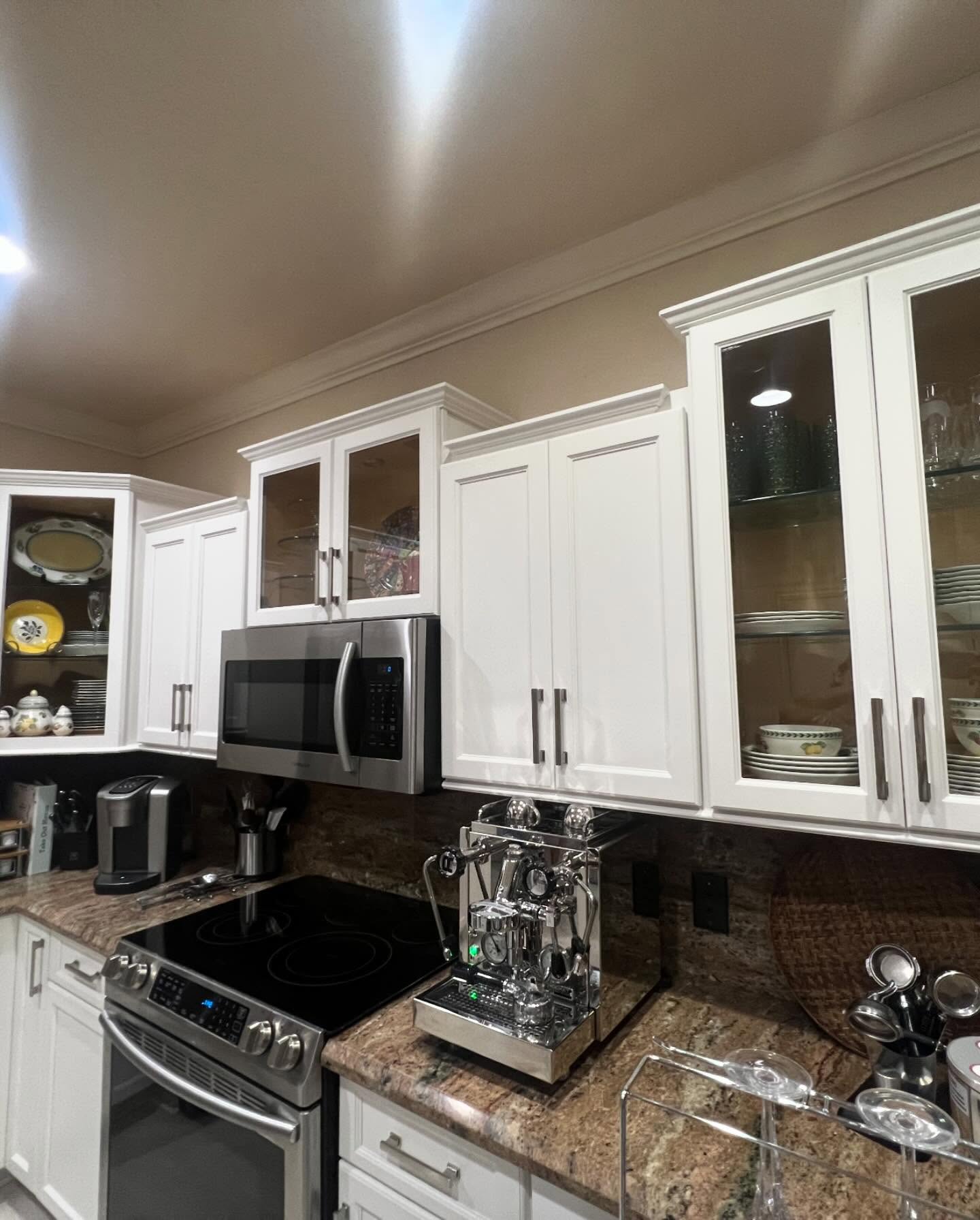  for J & J Refinishing in Fort Lauderdale,  FL