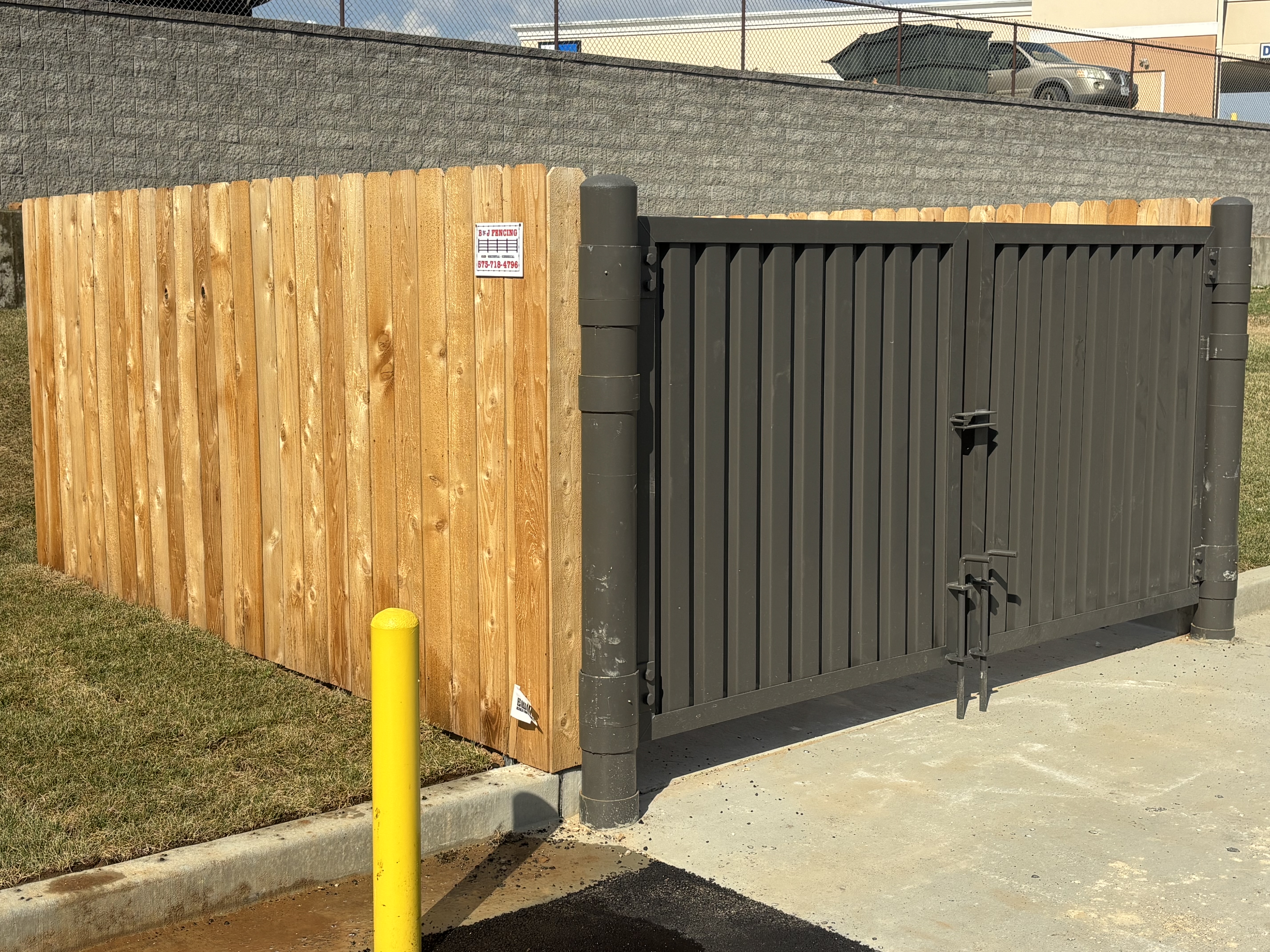  for B&J Fencing in Harviell, MO