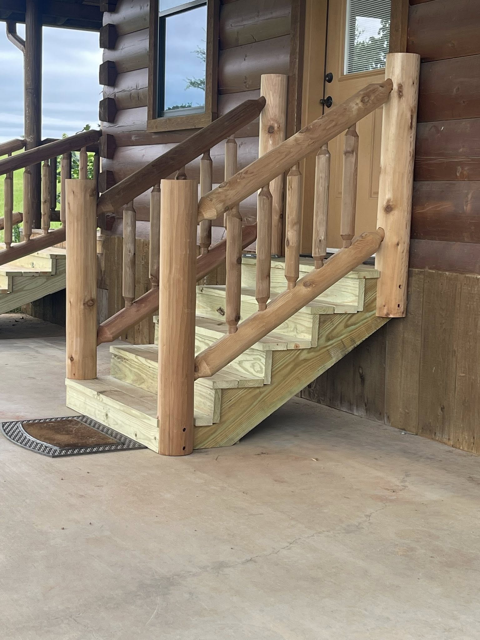 log home restoration company Moss Construction in Longview, TX