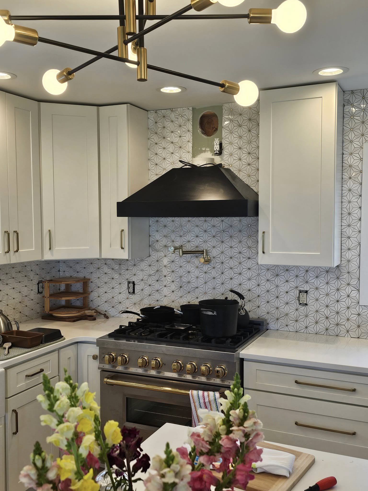 Construction & Remodeling company DL Construction & Flooring in Morehead City, NC