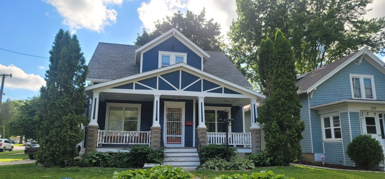Construction & Remodeling company JC Elevation Team LLC in Green Bay, WI
