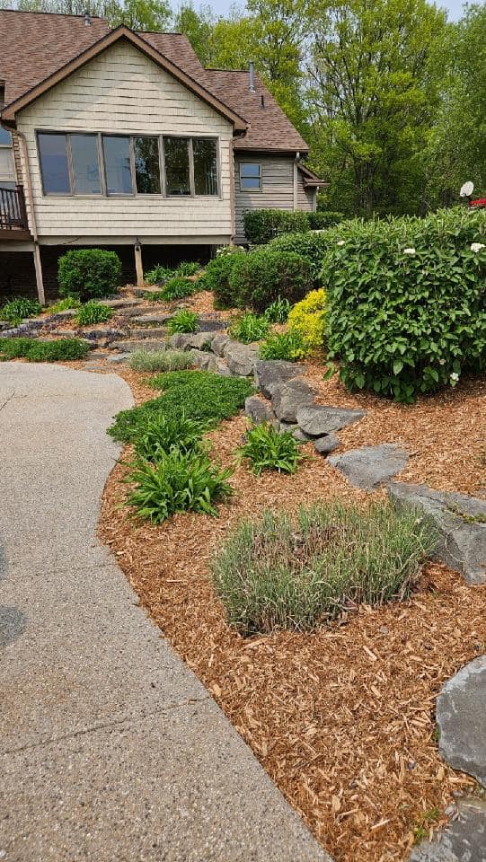 360 Outdoor Services team in Lapeer, MI - people or person