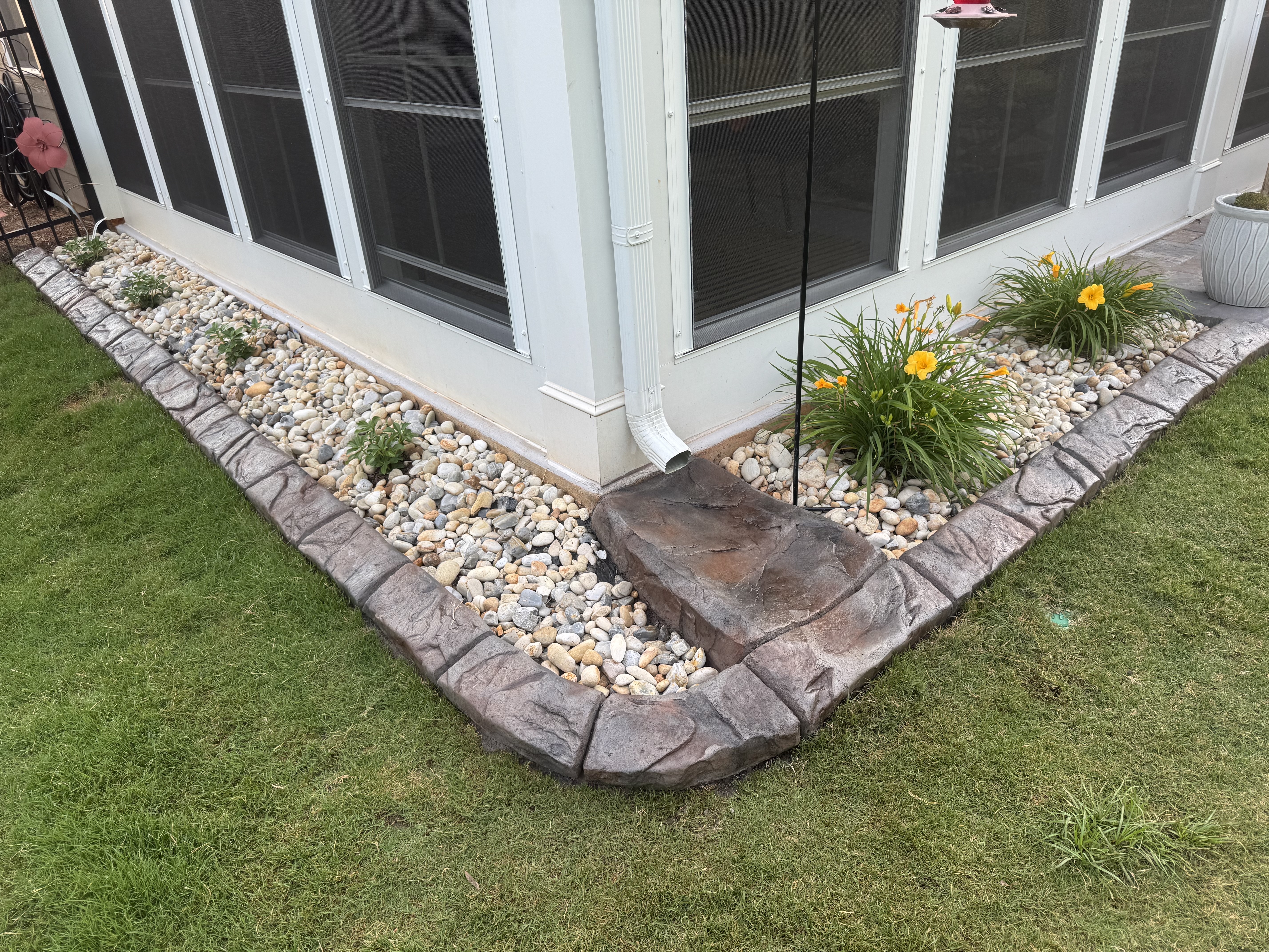 Curbing and Borders company Streamline Borders in Indian trail, NC