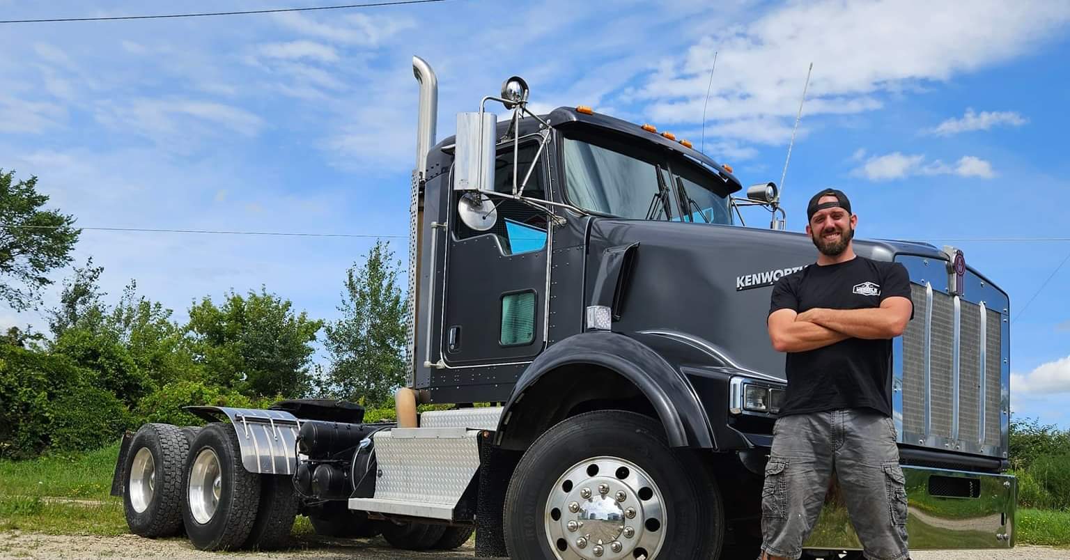 Wessels Custom Paint & Restoration team in Bad Axe, MI - people or person