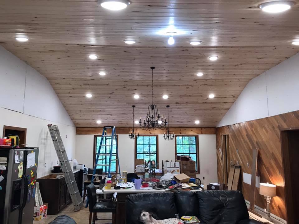 Electrician company ShellShocked Electric in Madisonville, TN