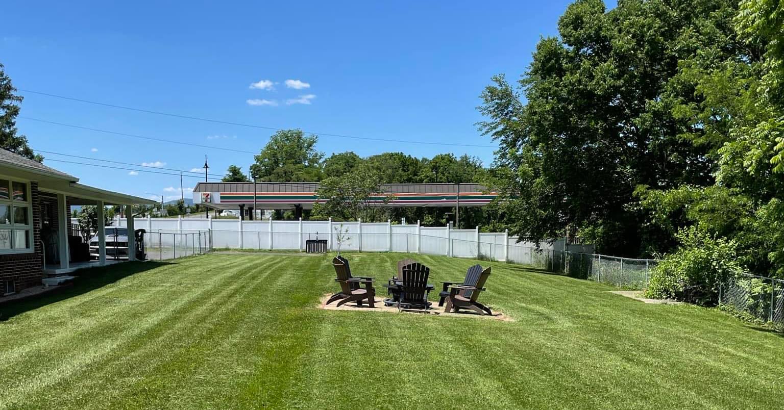 Twin Peaks Lawn Care  team in Front Royal, VA - people or person