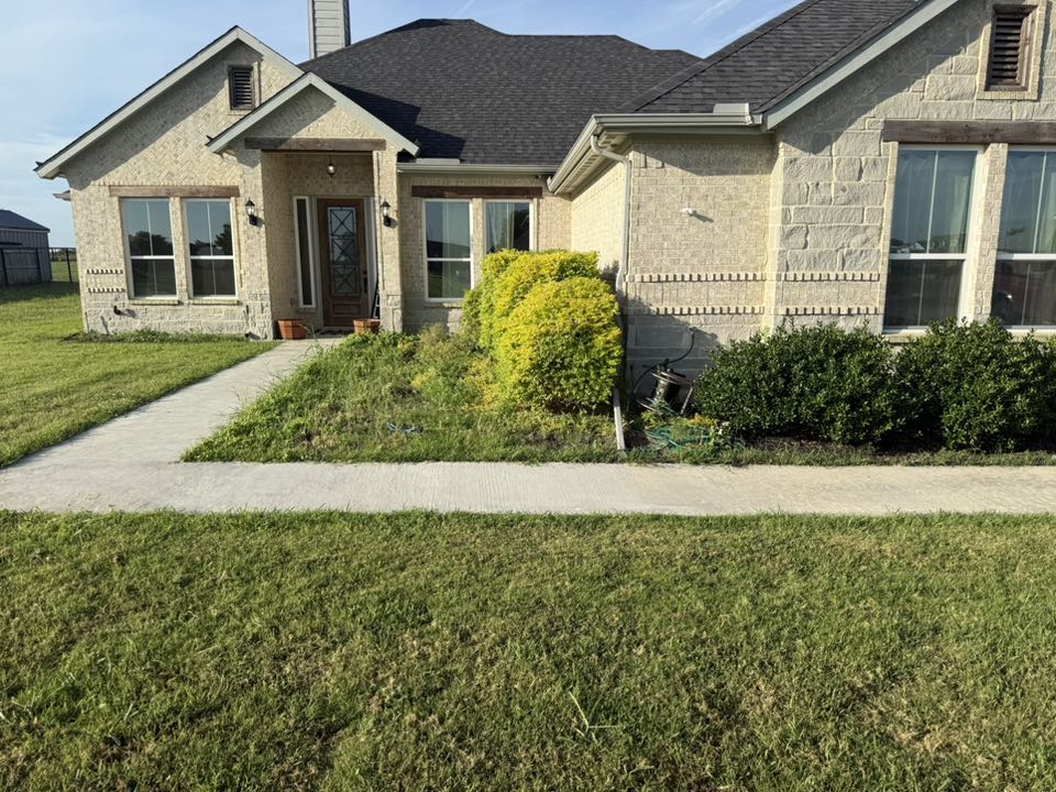 for Fortune Lawn Care in Terrell, TX