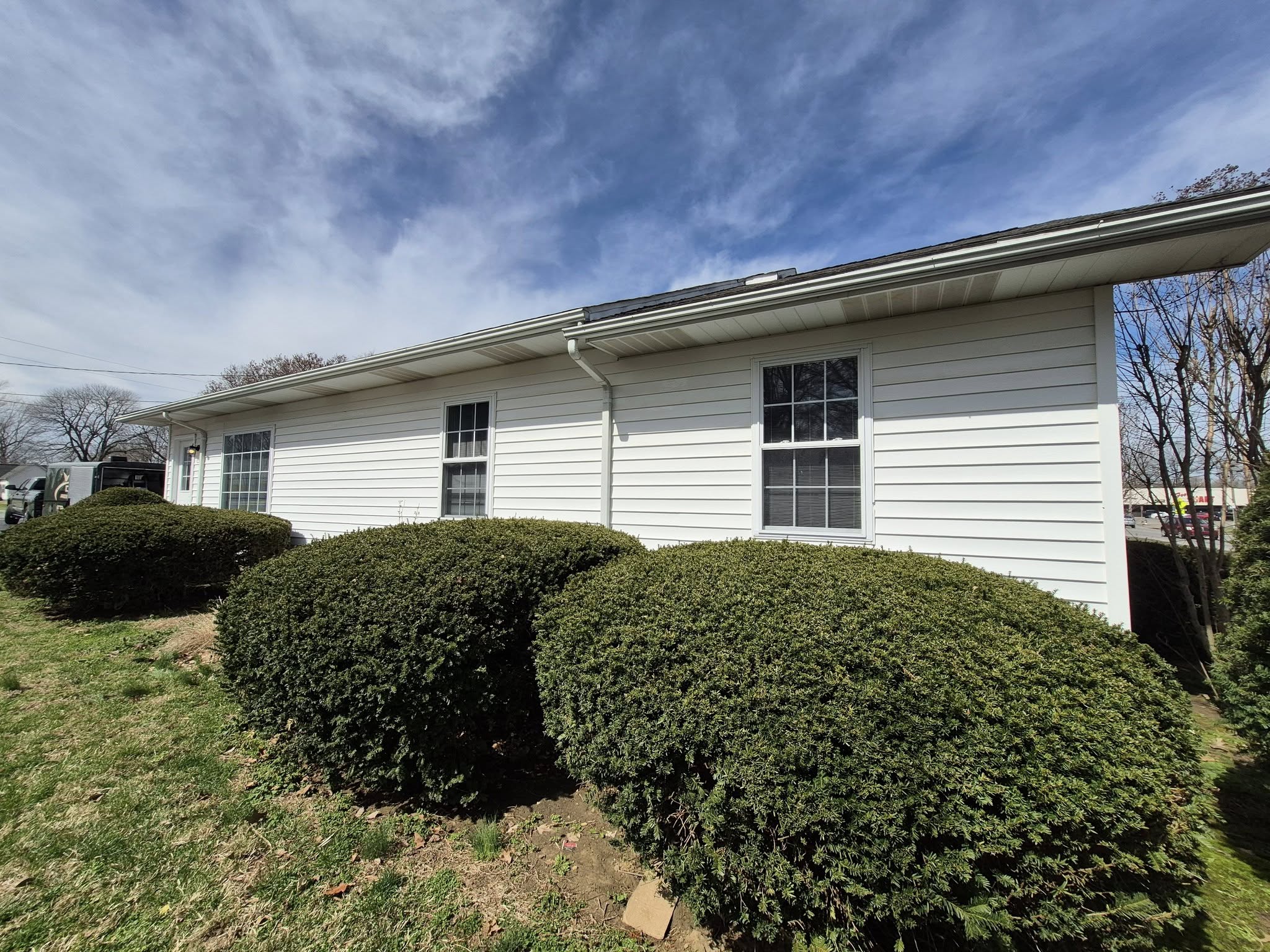 pressure washing & soft washing company D&T Pressure Washing in Morganfield, KY