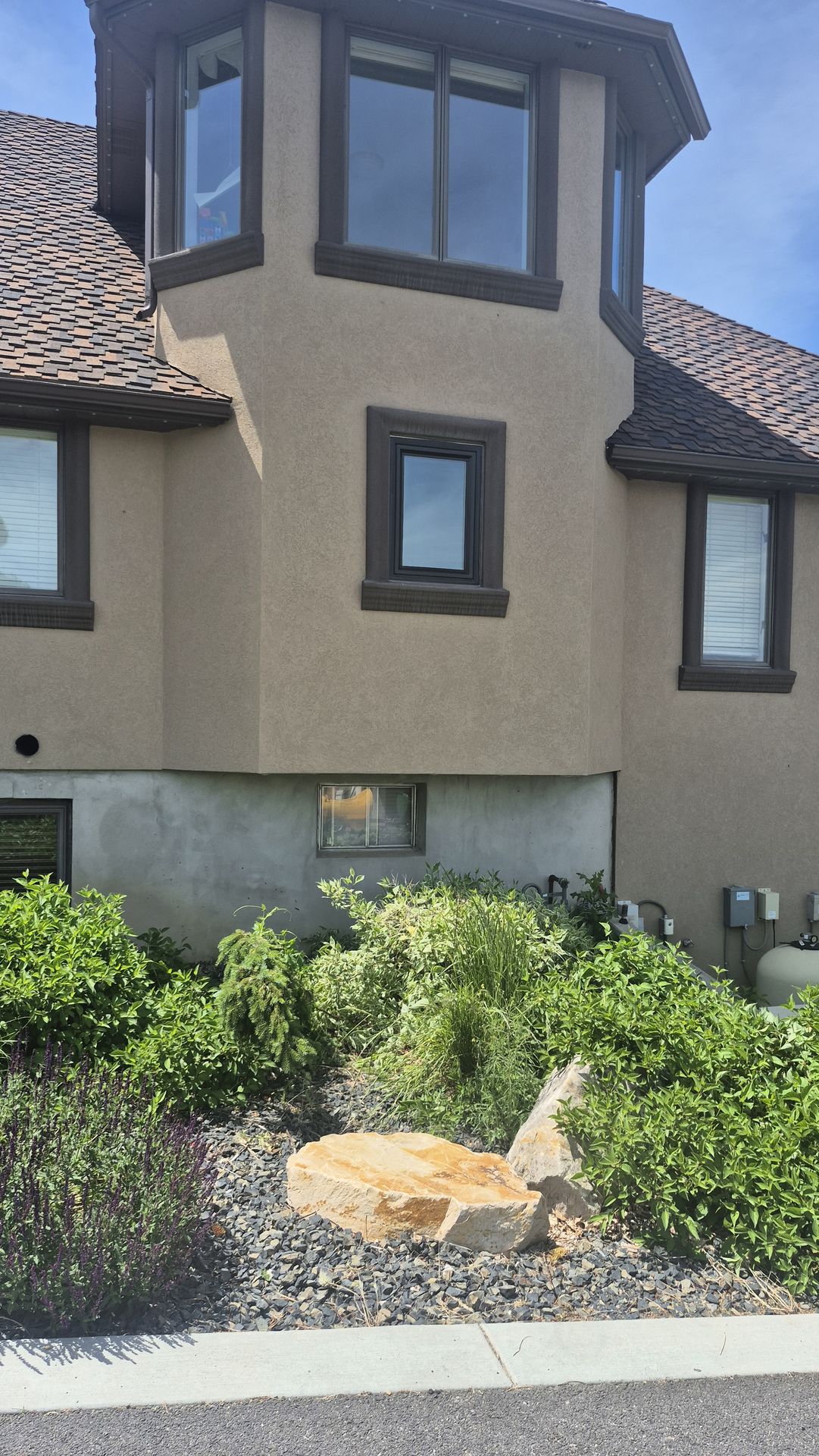  for Vivid Windows in Centerville, UT