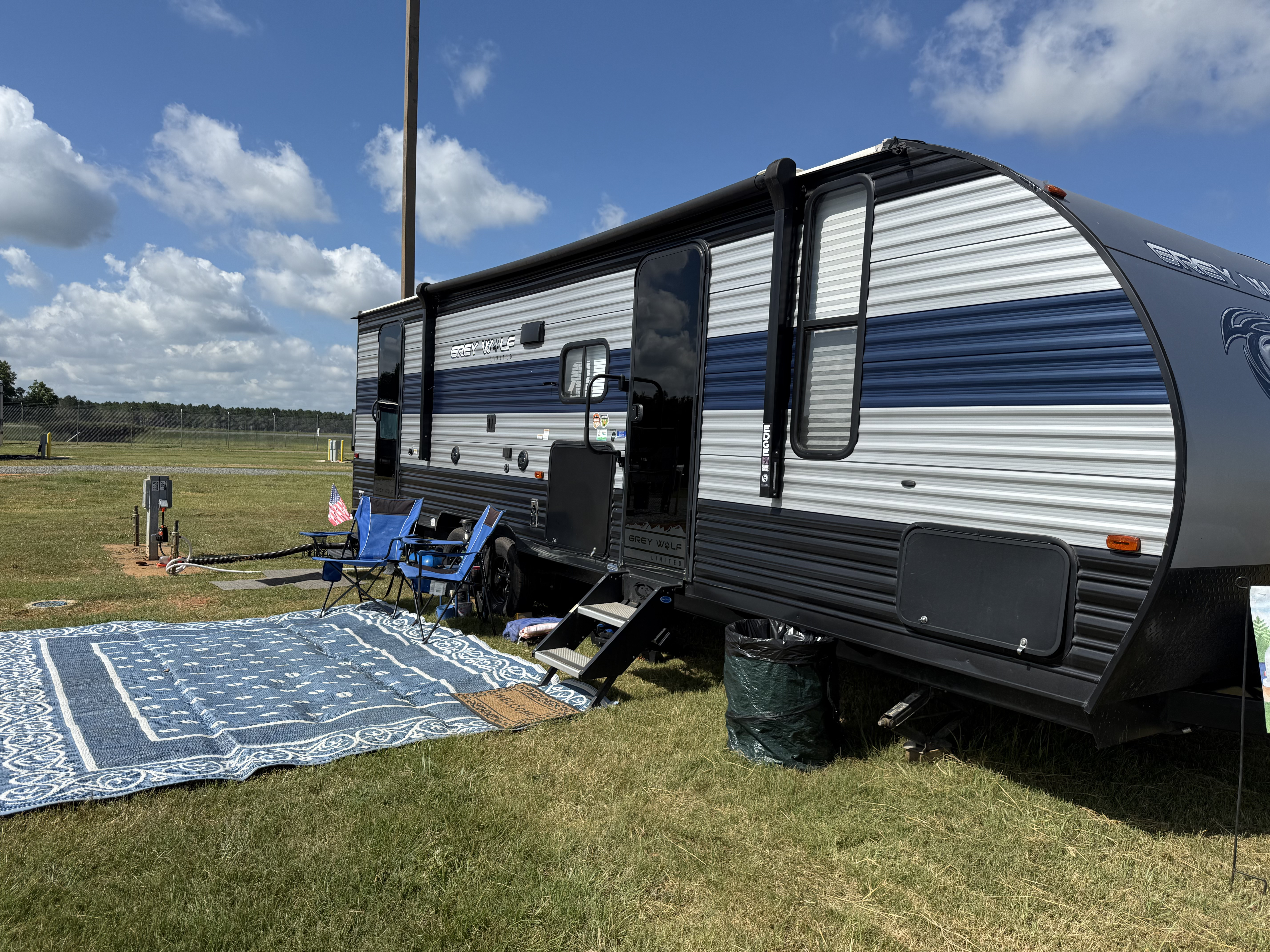 Rv and Trailer Rental company Paradise RV Rentals in Perry, GA