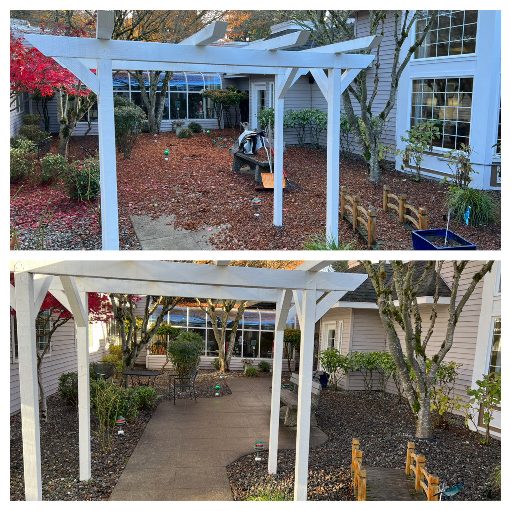 Fall clean up work by Hall of Fame Landscaping in Kitsap County, Washington