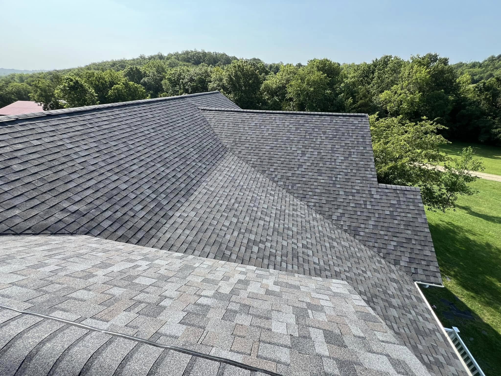 Roofing company Elevated Roofing & Exteriors in Fulton, MO
