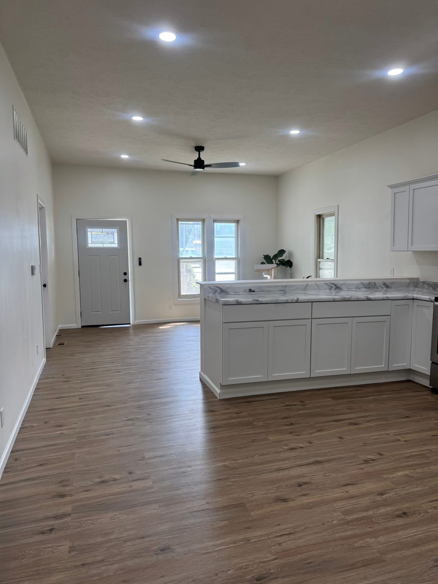  for Buffalo Contracting in Lincoln, NE