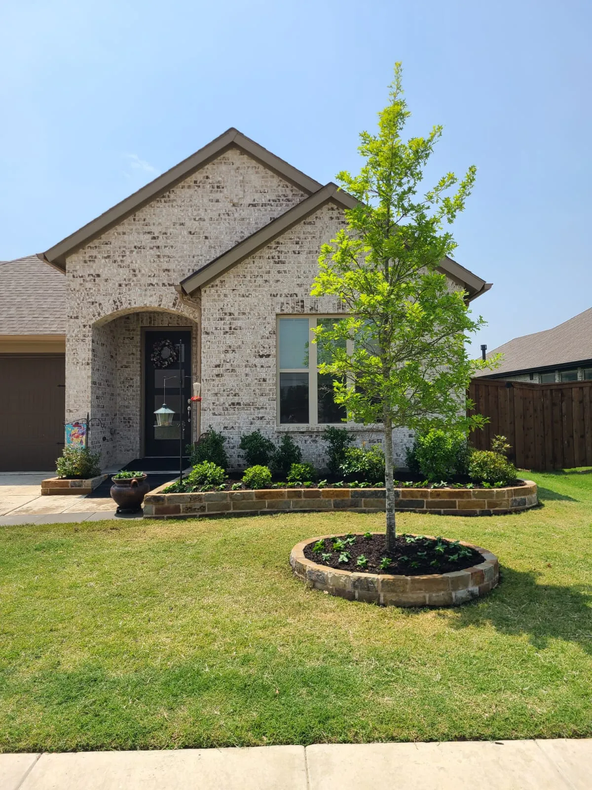 Landscaping company  Be Green Lawn Care & Landscaping, LLC in Denton, TX